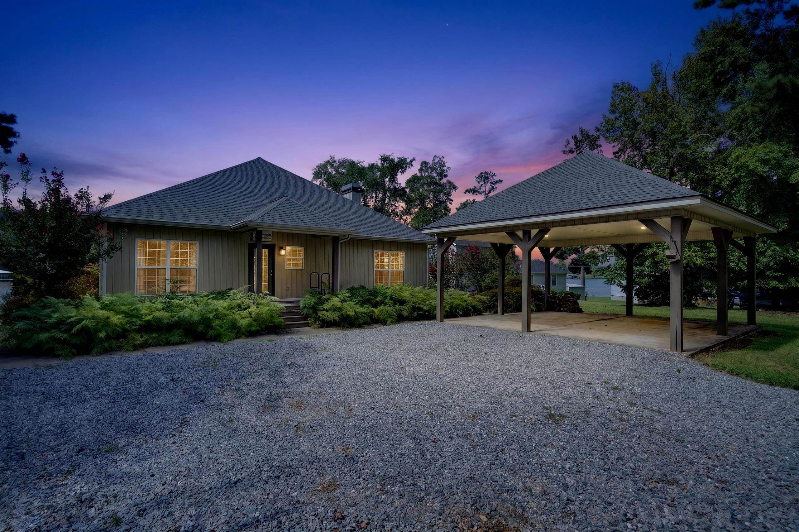 2189 OCONEE DRIVE