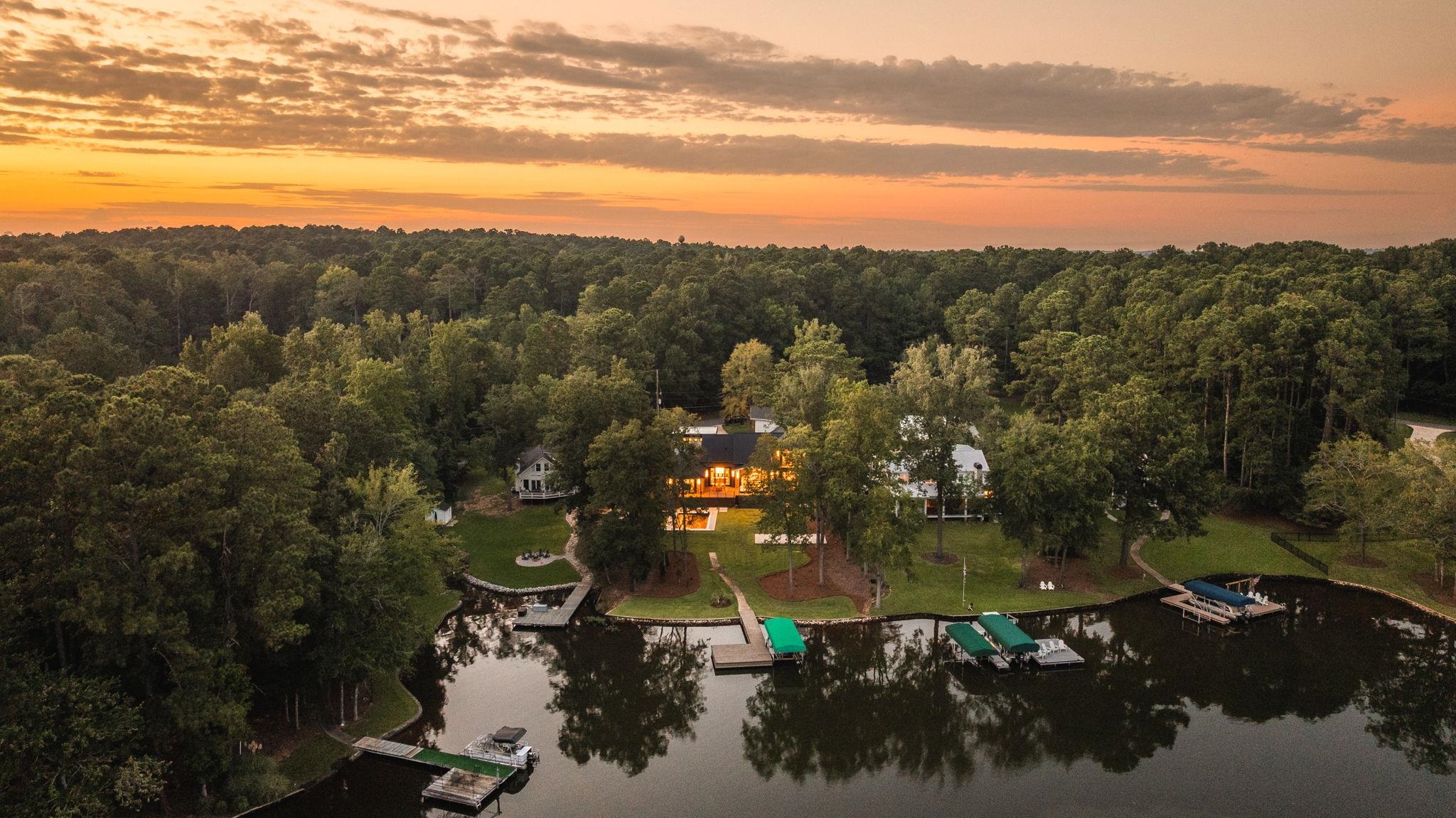 298 W RIVER BEND DRIVE