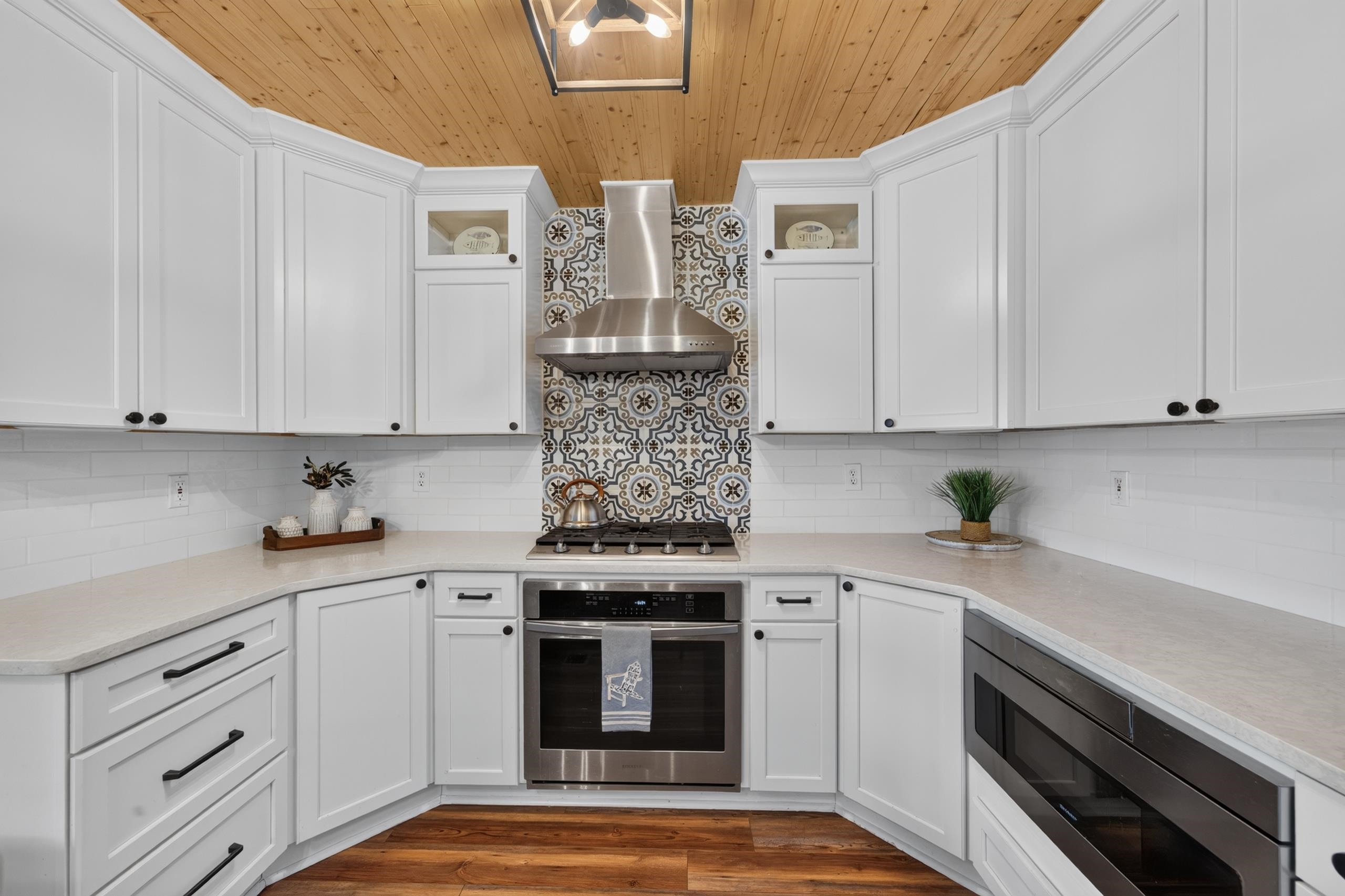 1094 CROOKED CREEK ROAD