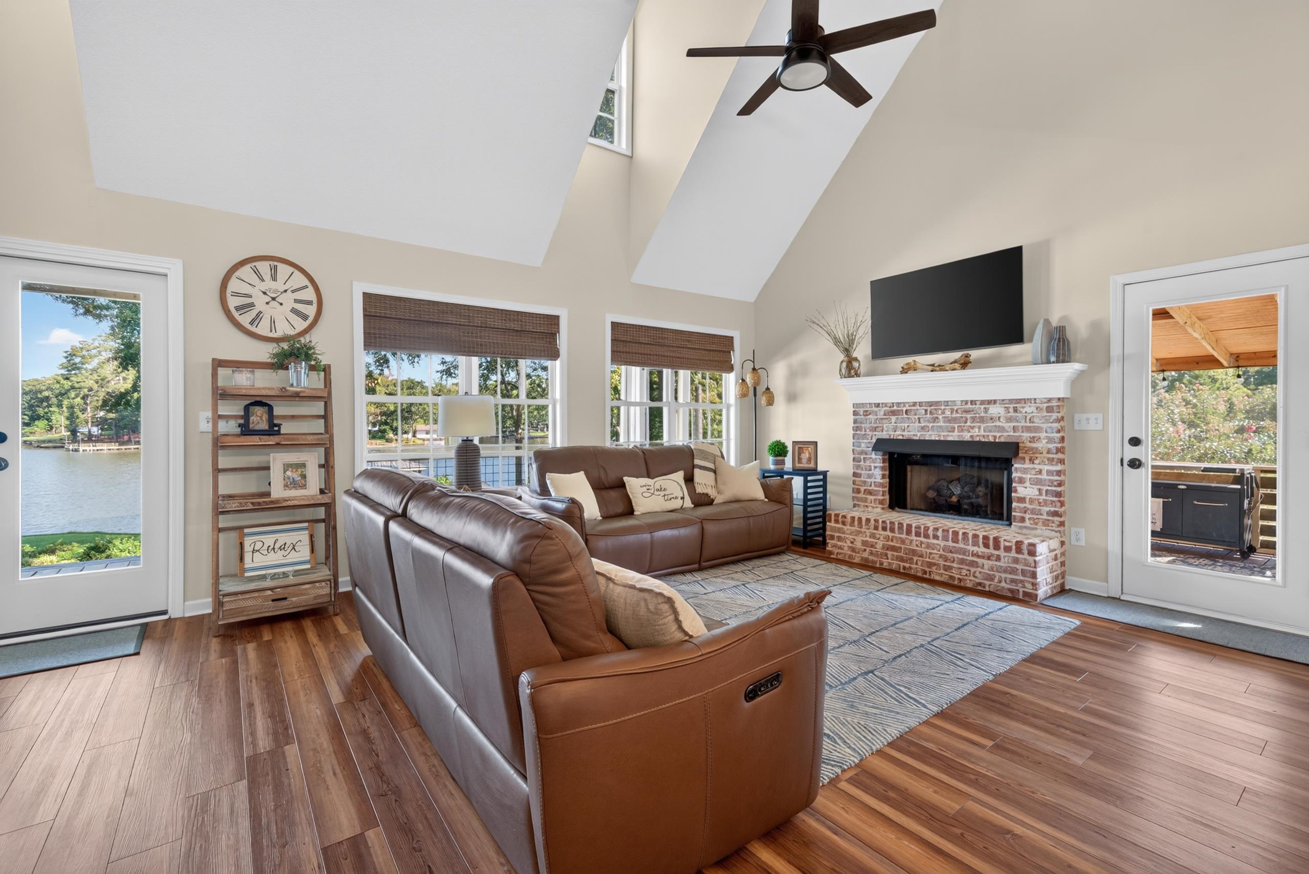 1094 CROOKED CREEK ROAD