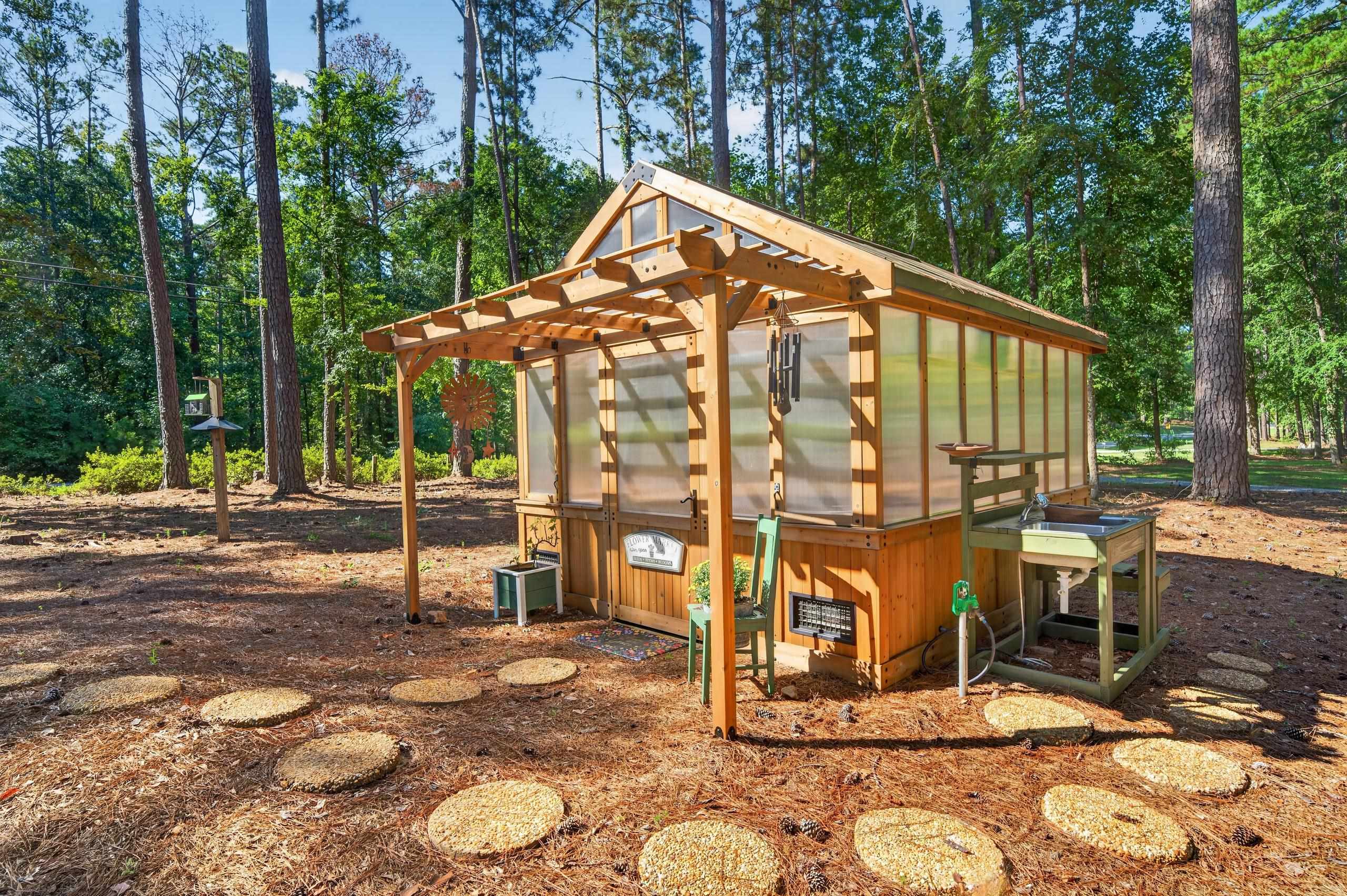 1094 CROOKED CREEK ROAD