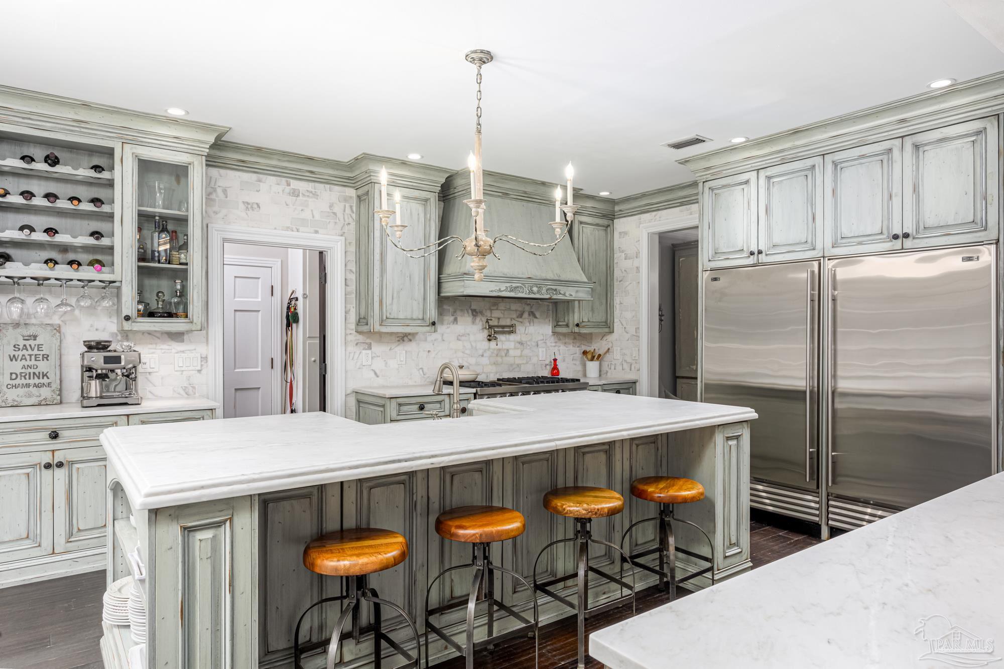 4369 Devereux Cir