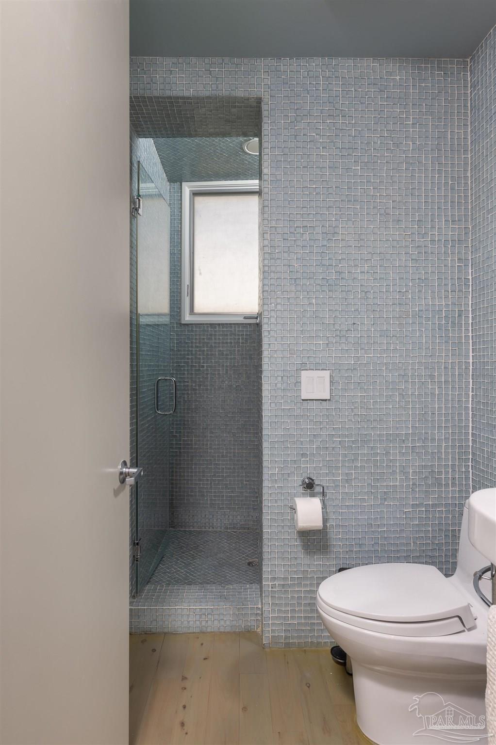 27 E Galvez Ct