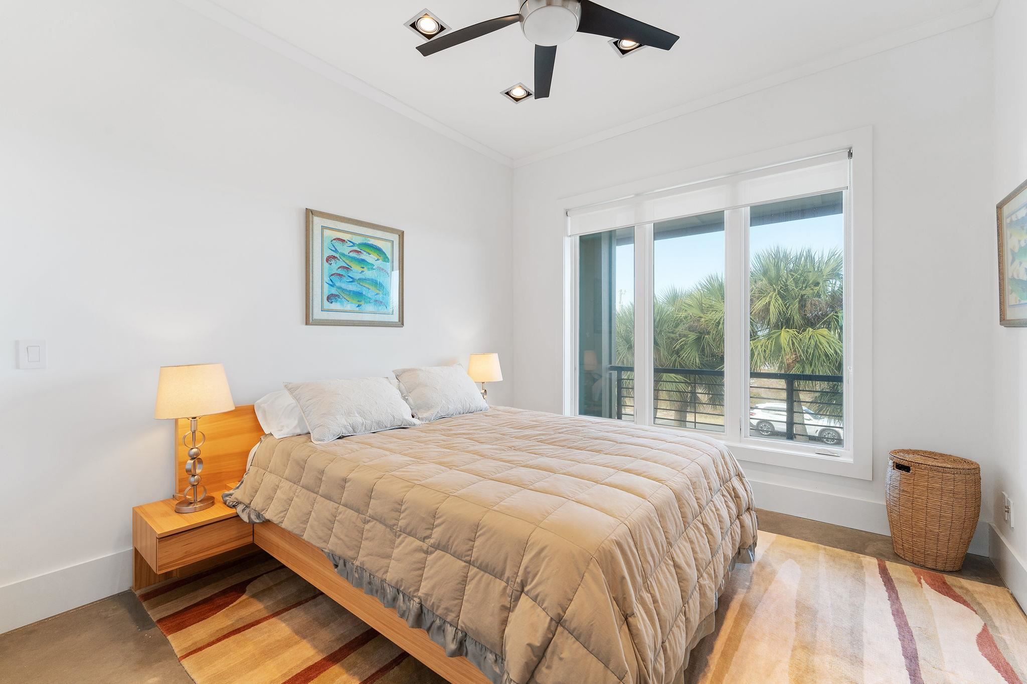 104 Siguenza Dr
