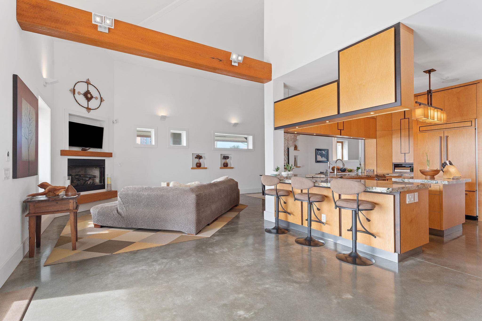 104 Siguenza Dr