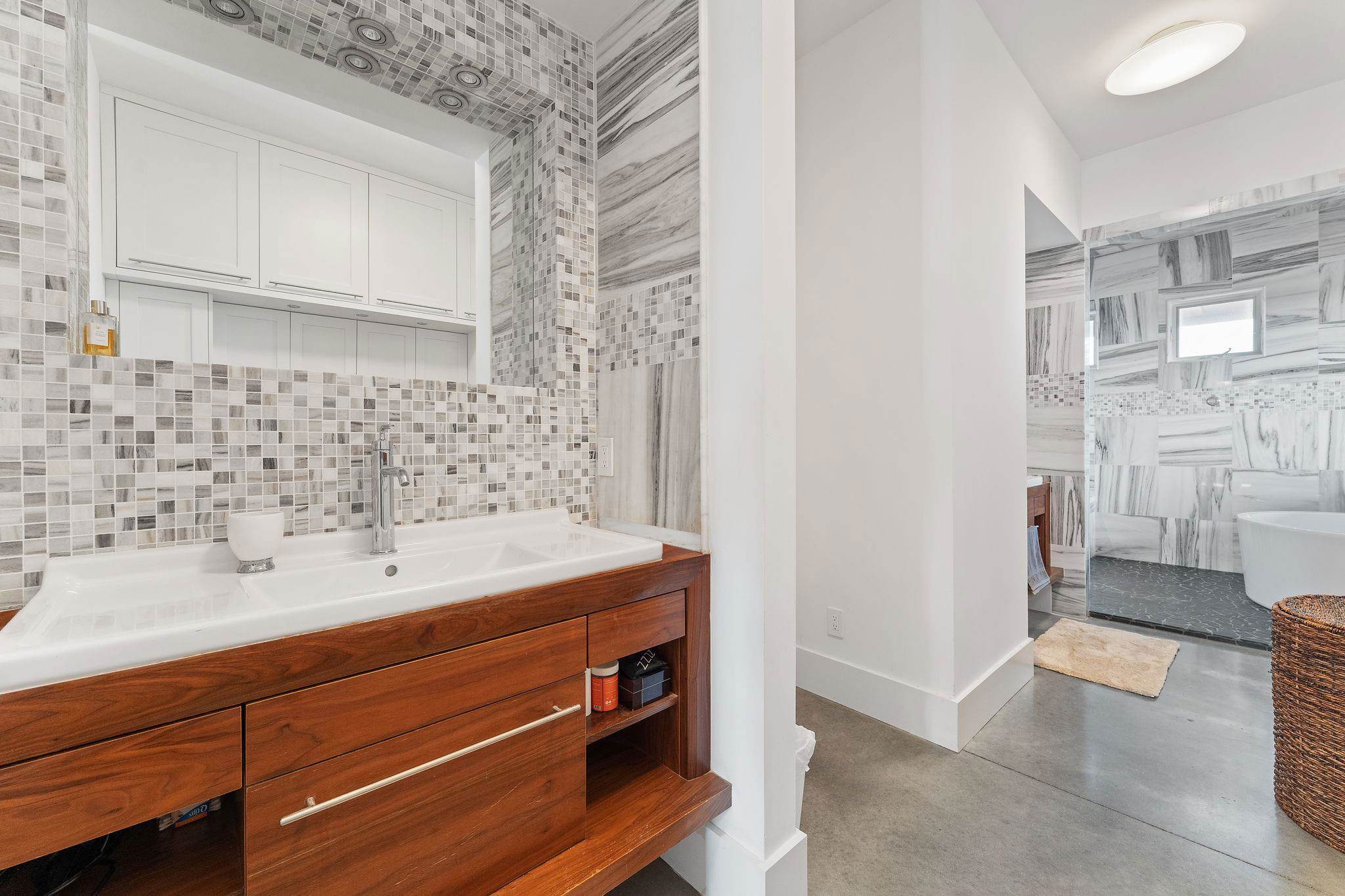 104 Siguenza Dr