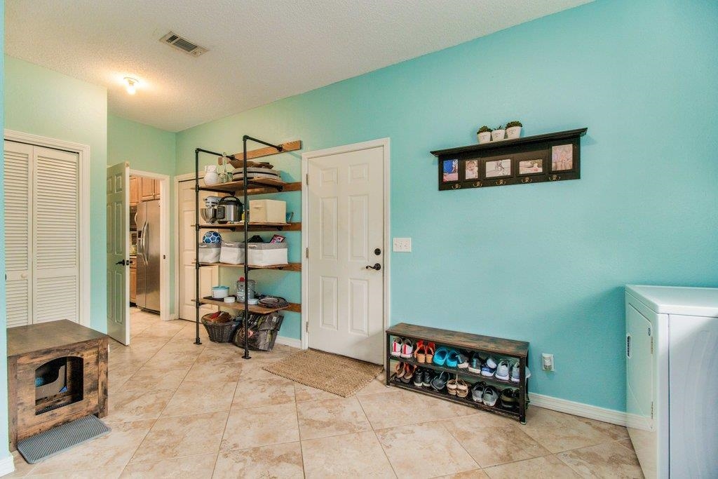 1002 Coronado Ct