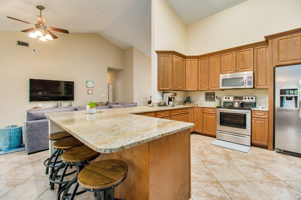 1002 Coronado Ct