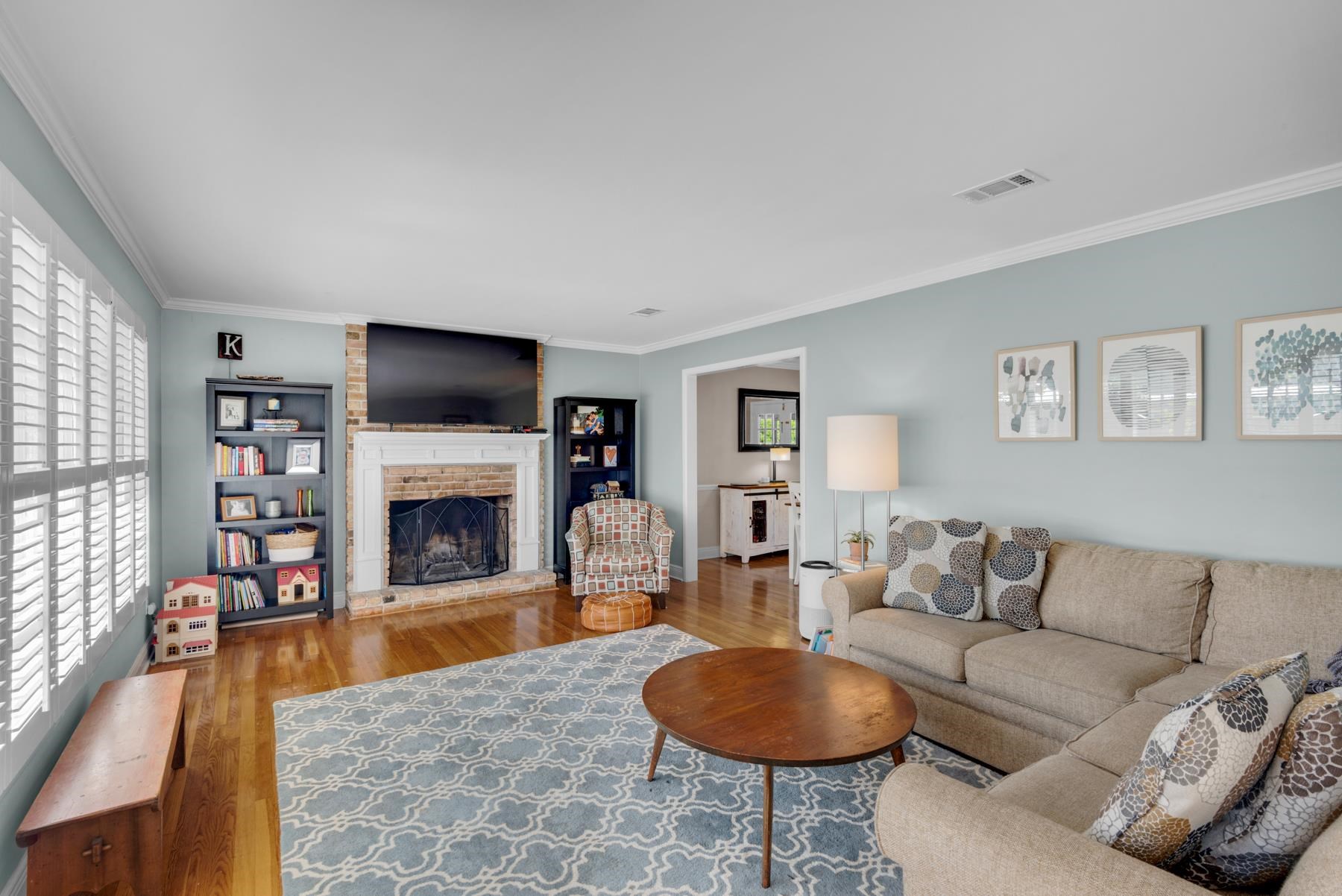 3931 Raintree Dr