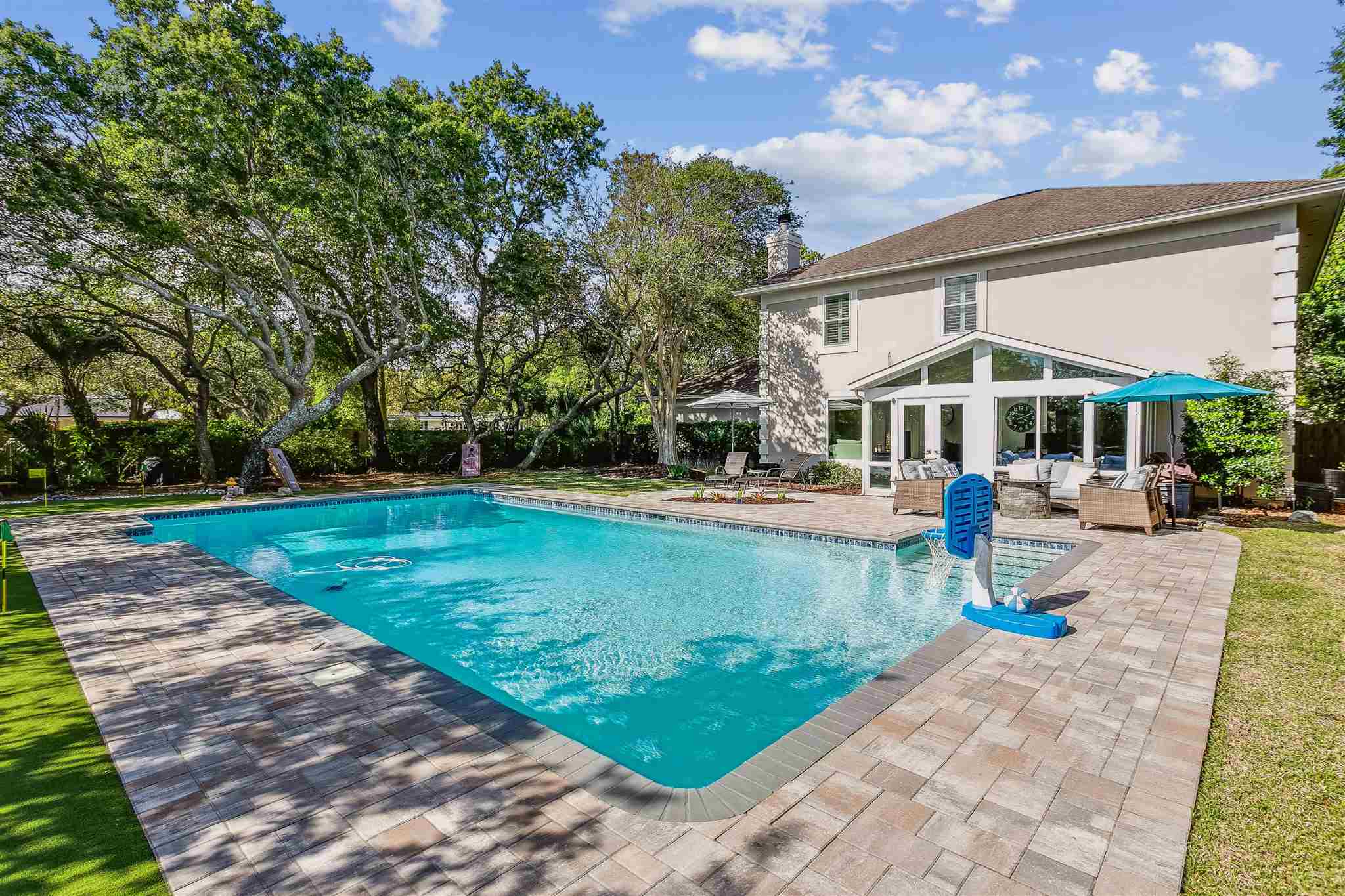 1 Fairpoint Pl