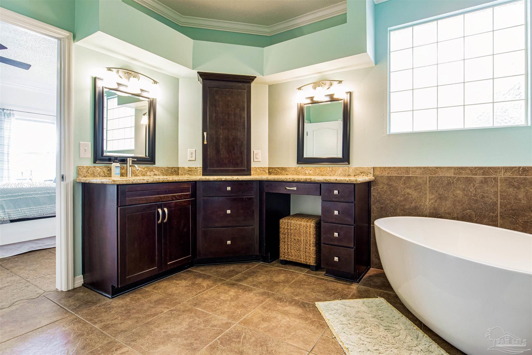 1672 Kauai Ct