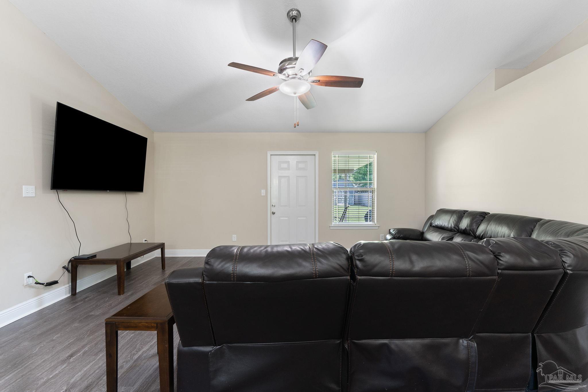 1656 Oakhill Rd