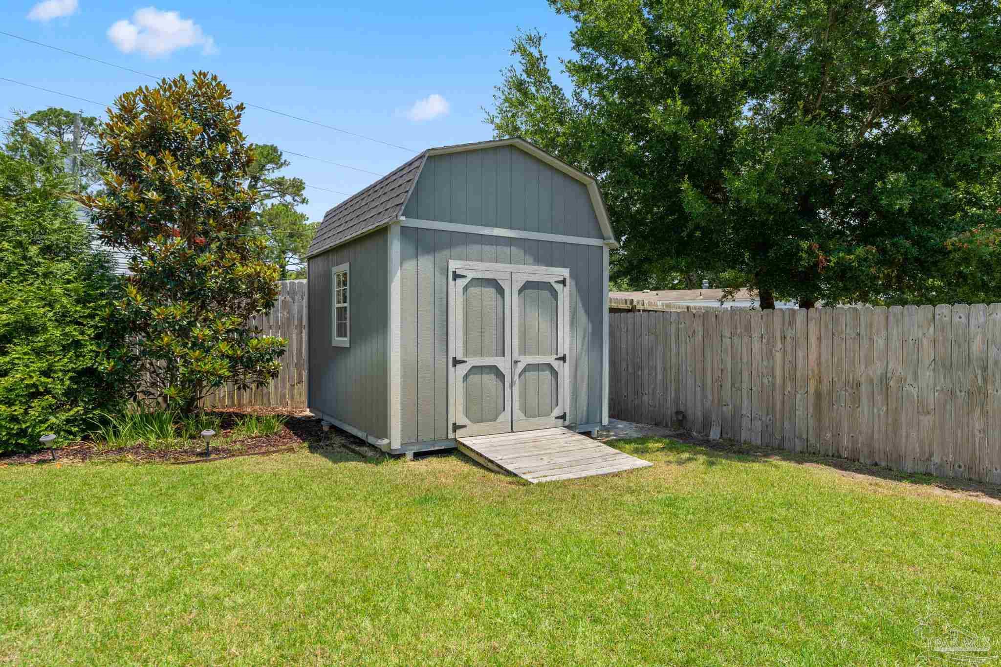 1656 Oakhill Rd