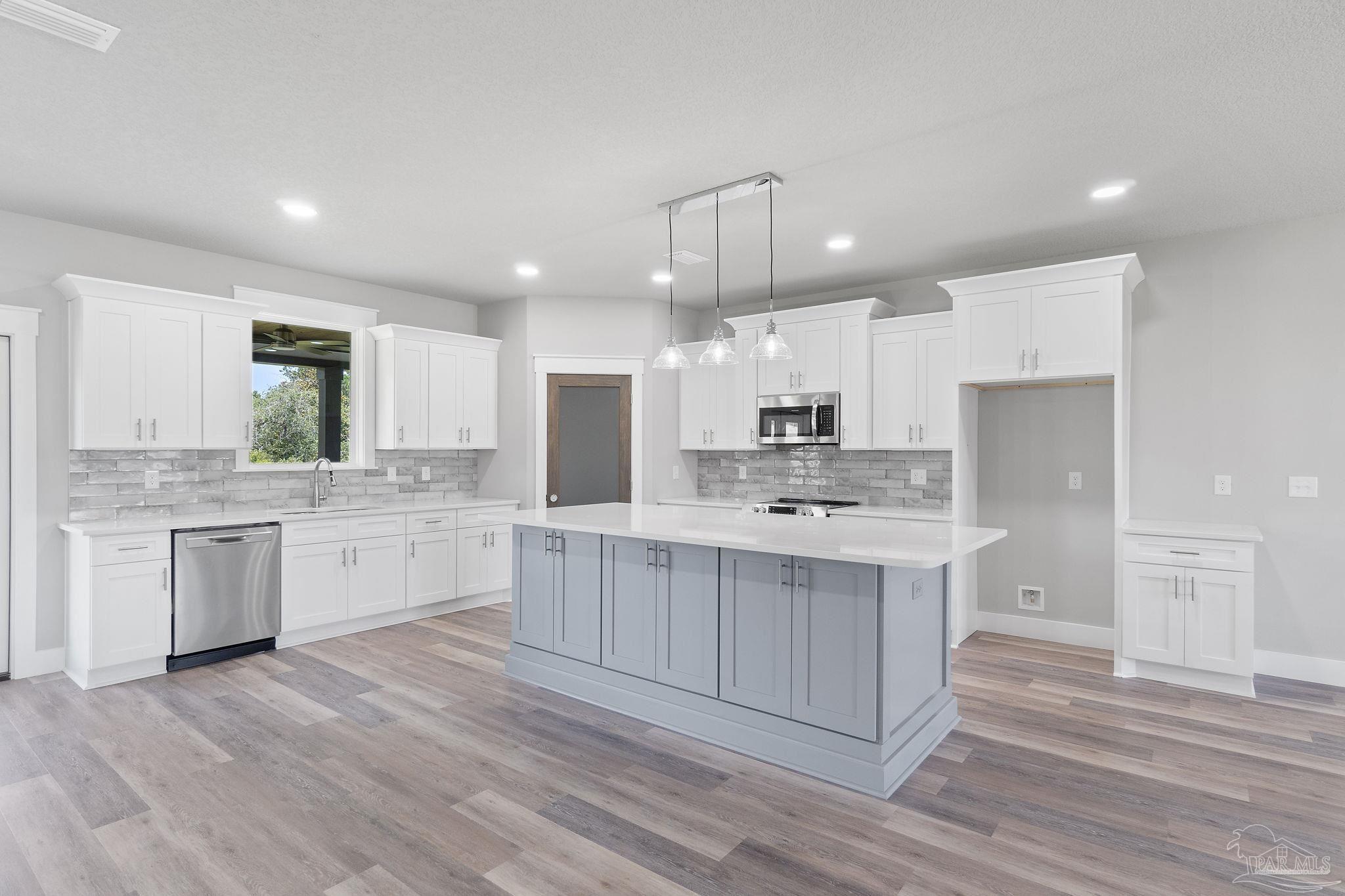 1610 Ponderosa Dr