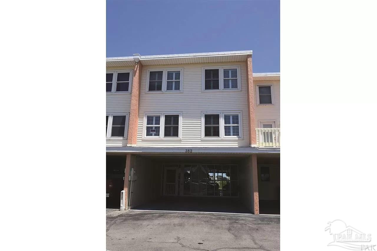 382 Ft Pickens Rd