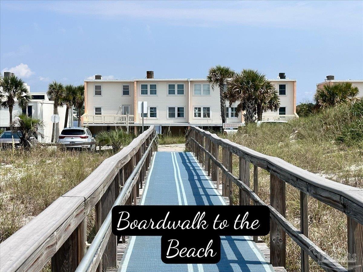 382 Ft Pickens Rd