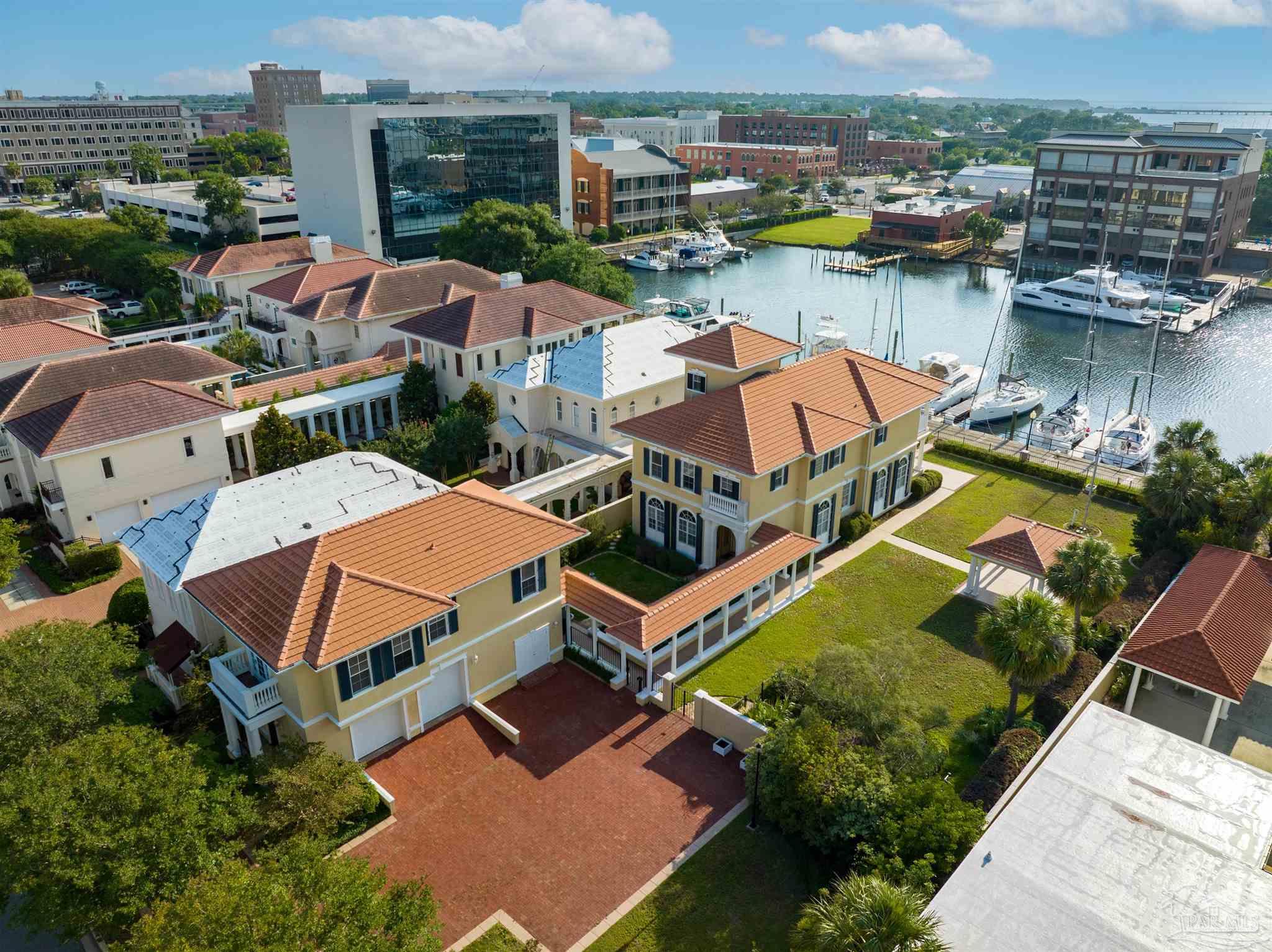 34 Port Royal Way