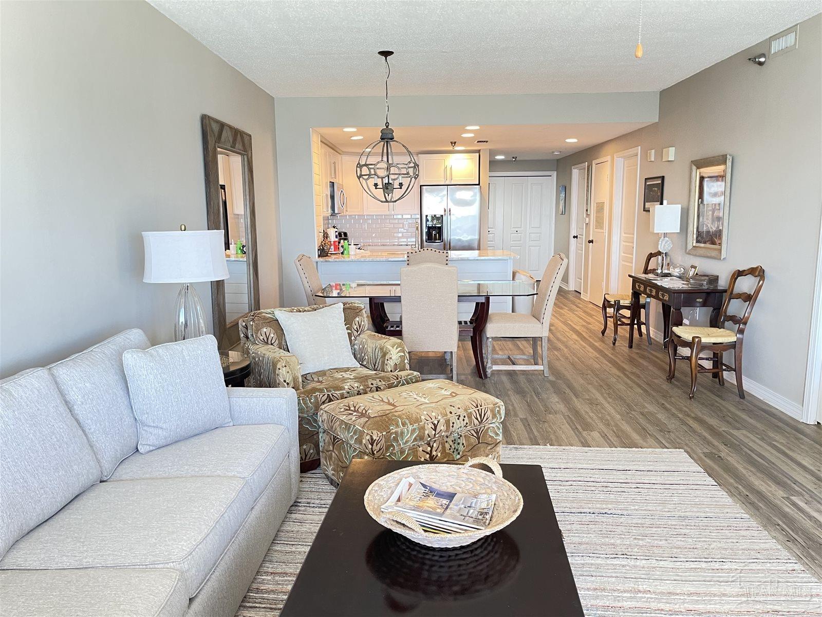22 Via Deluna Dr # 1504