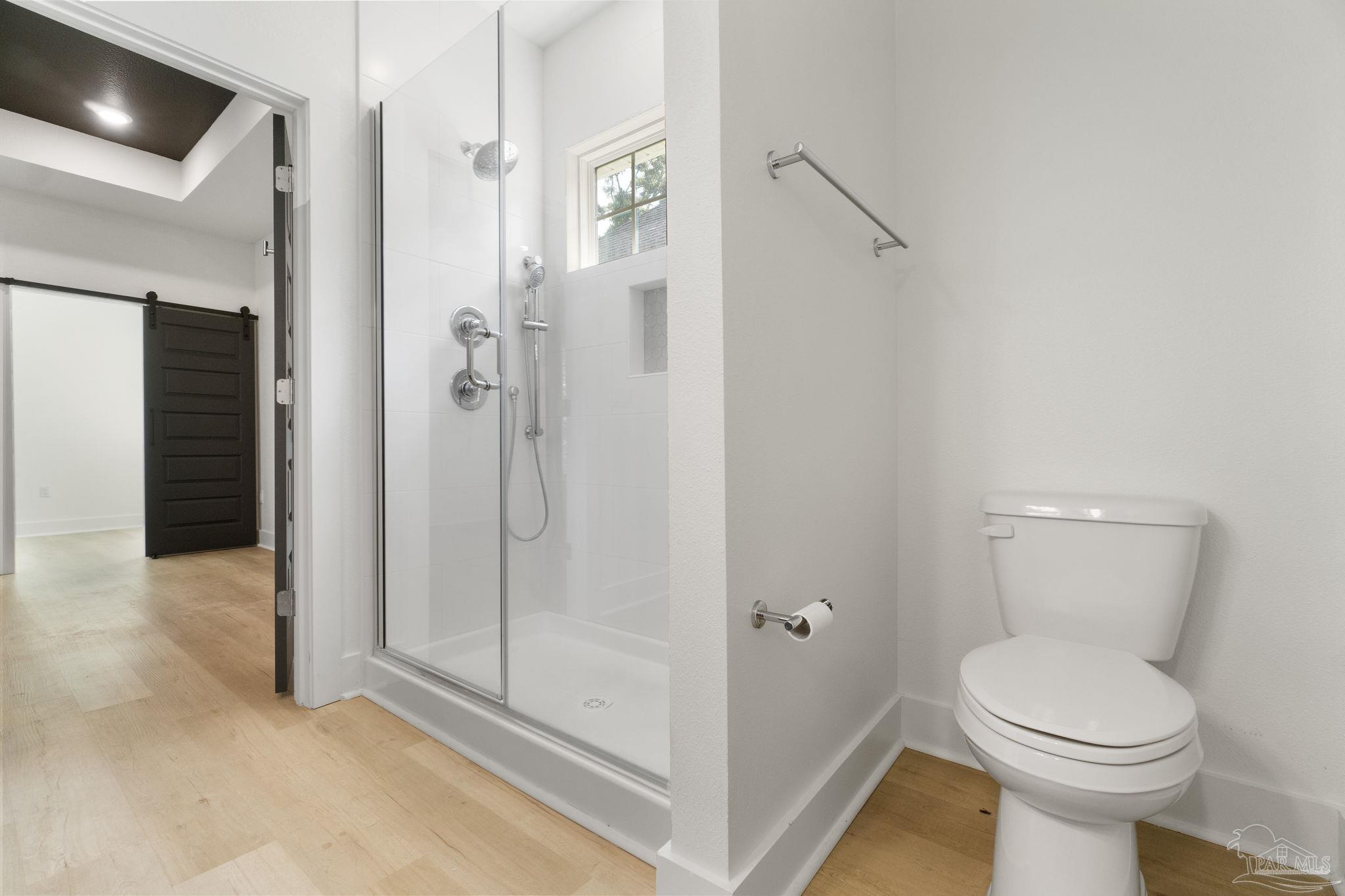 2122 W Gregory St