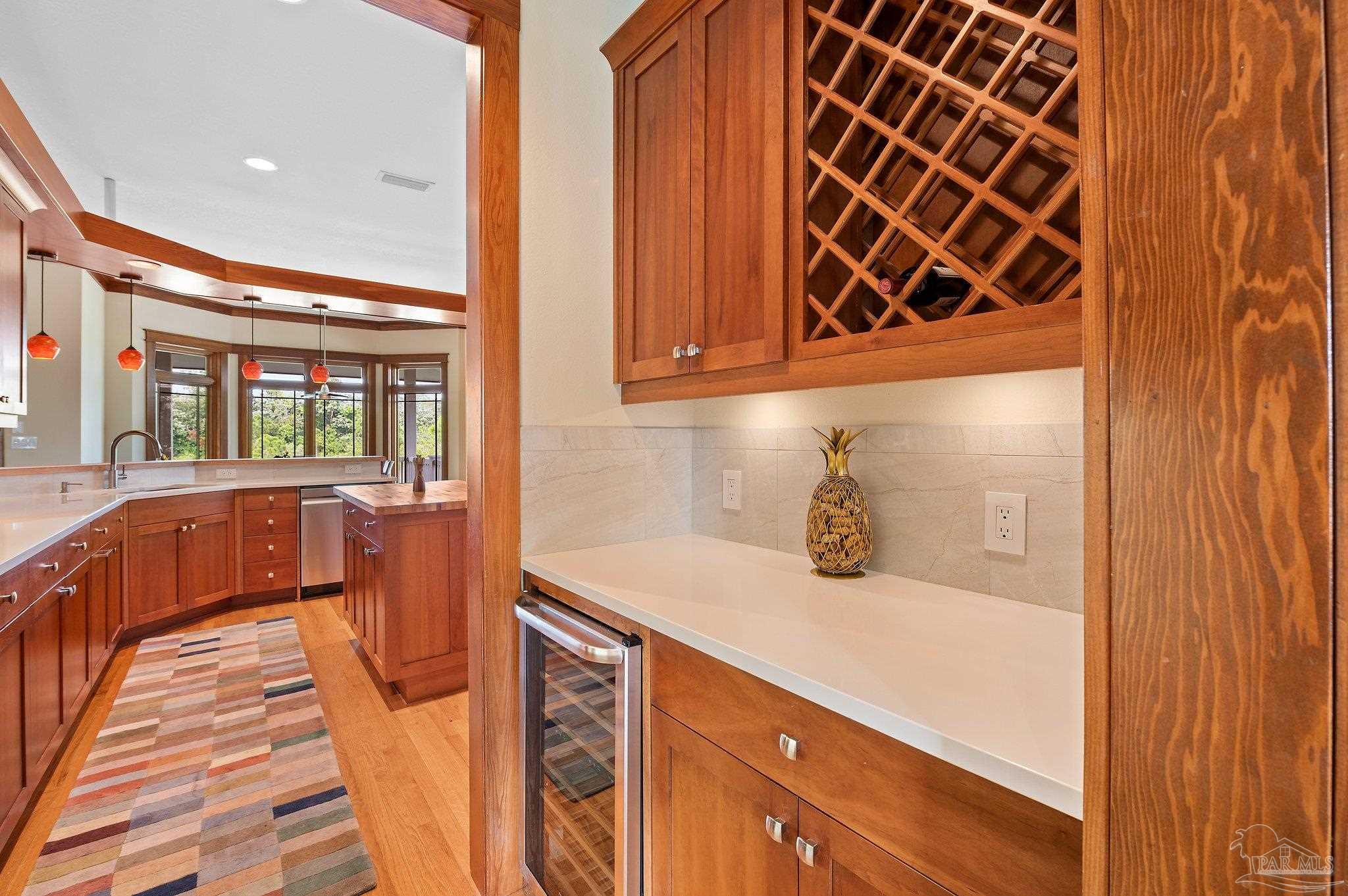 324 Deer Point Dr