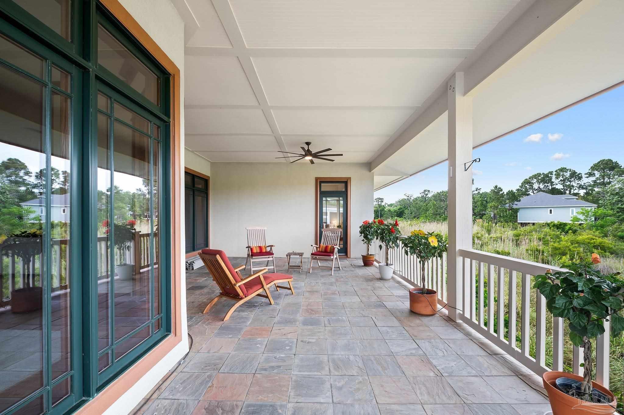 324 Deer Point Dr
