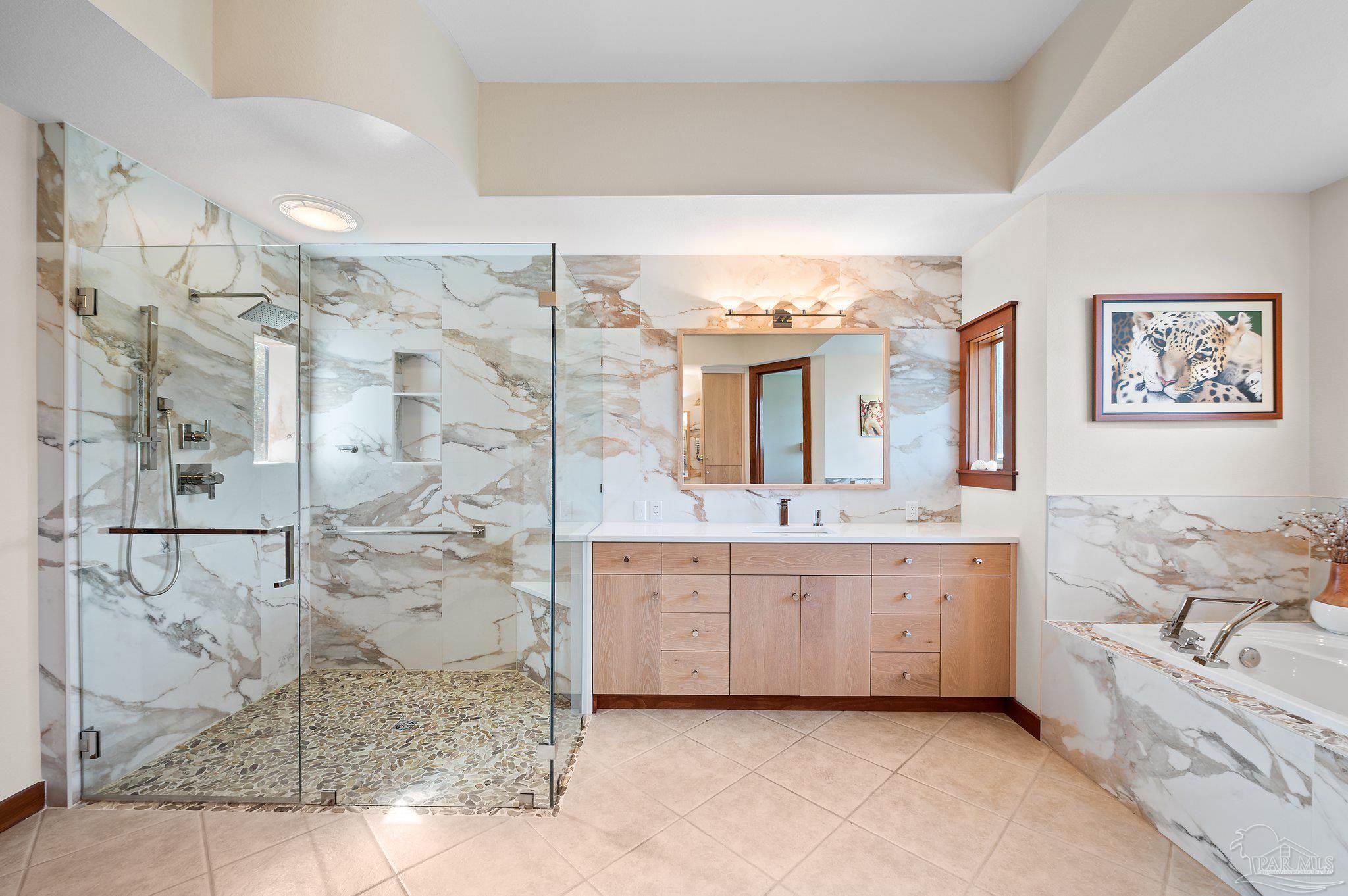 324 Deer Point Dr