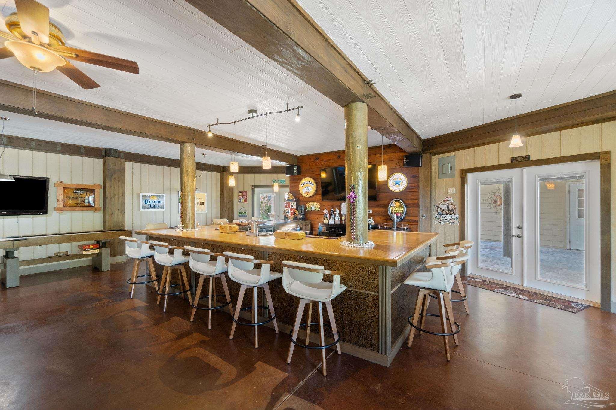 408 Deer Point Dr