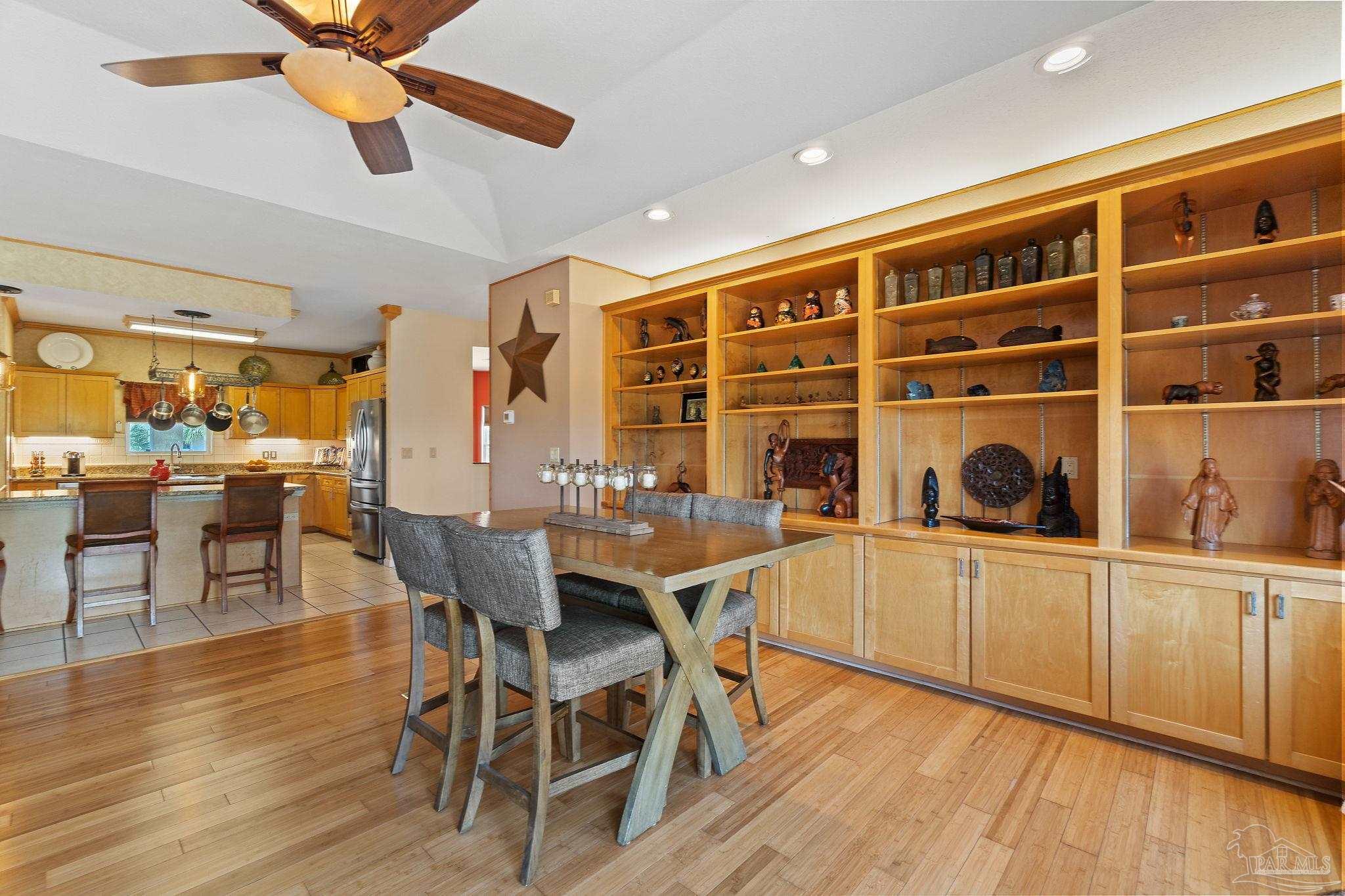 408 Deer Point Dr