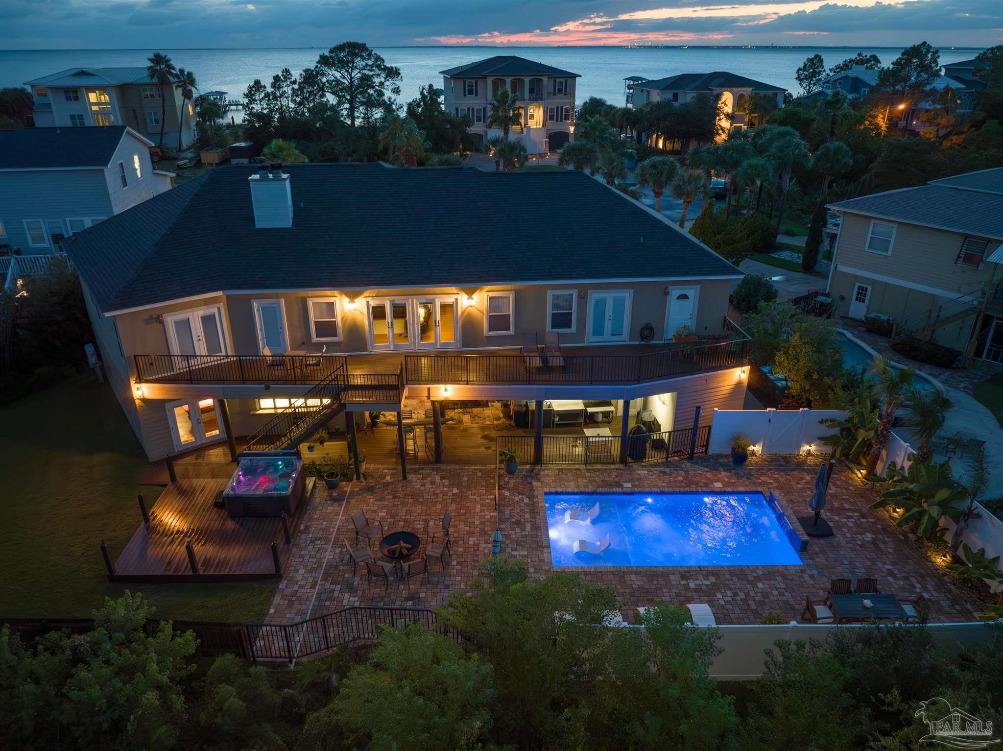 408 Deer Point Dr