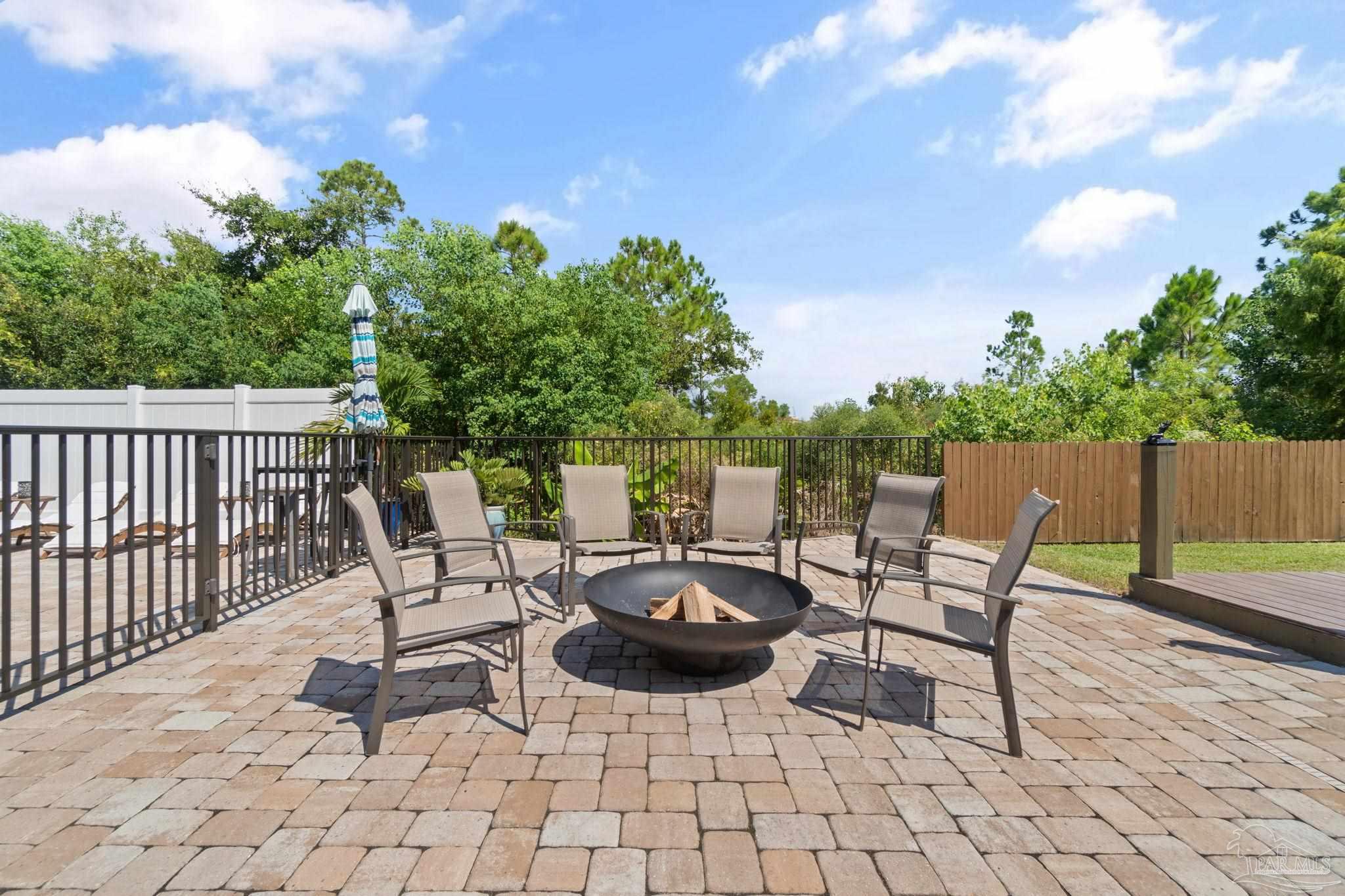 408 Deer Point Dr