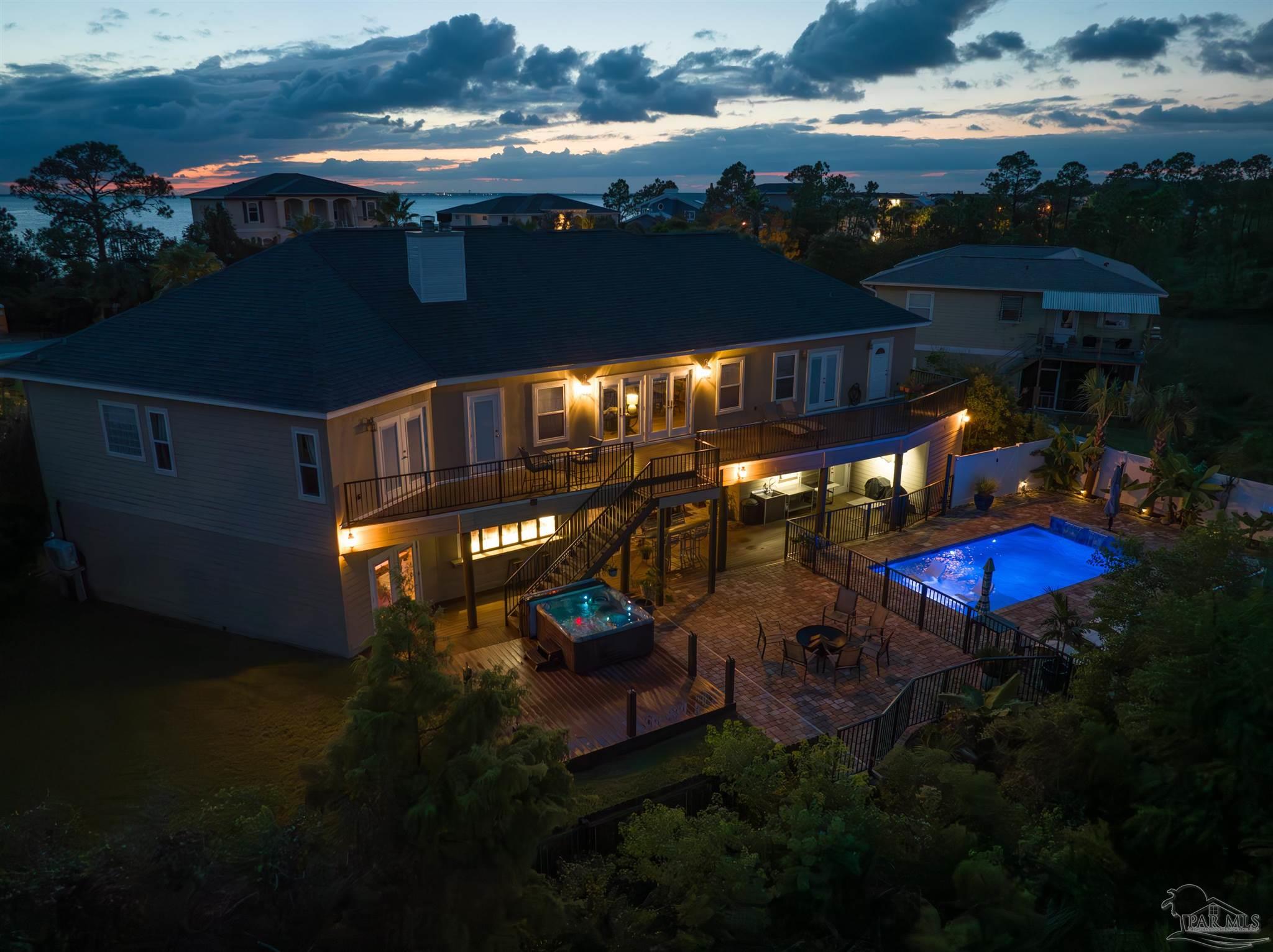 408 Deer Point Dr