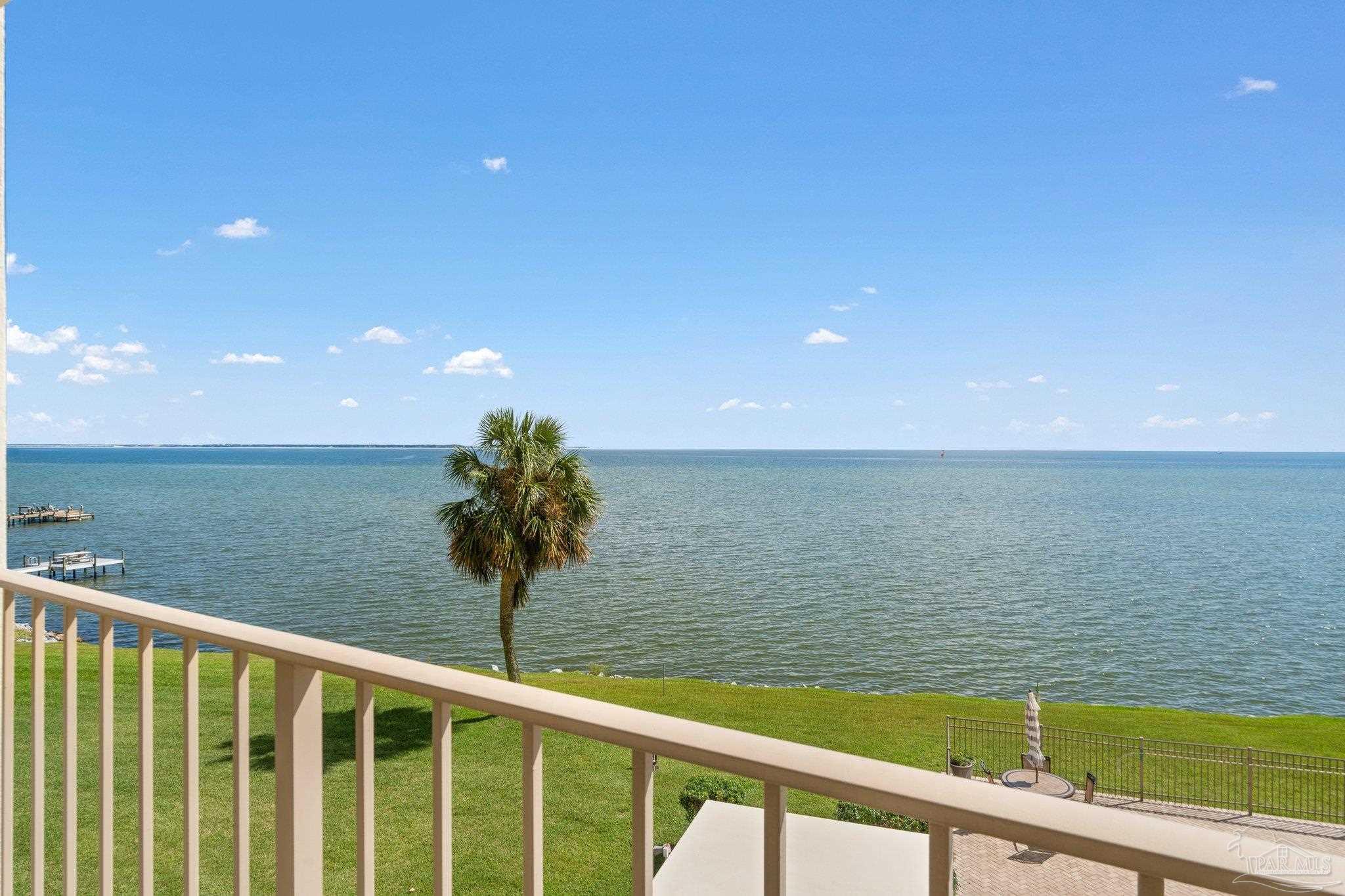 615 Bayshore Dr # 302