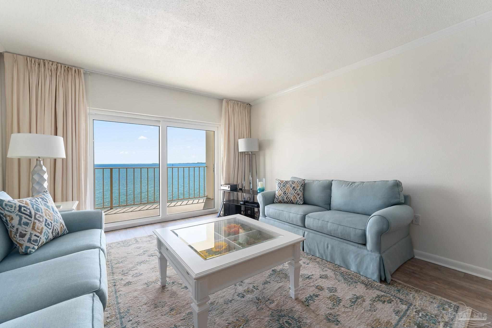 615 Bayshore Dr # 302