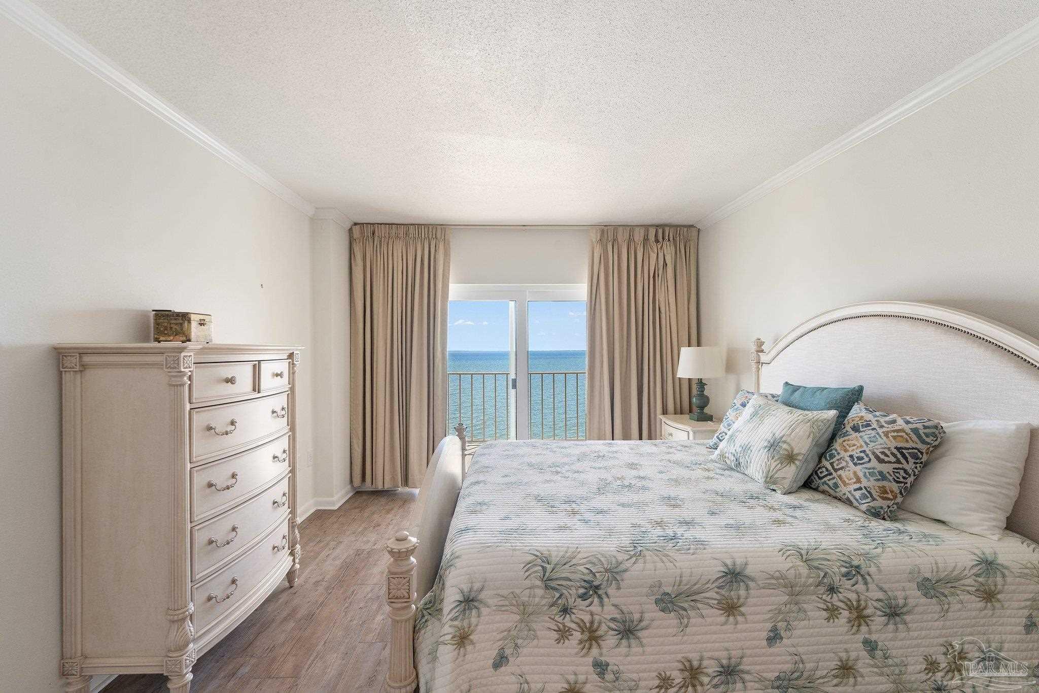 615 Bayshore Dr # 302