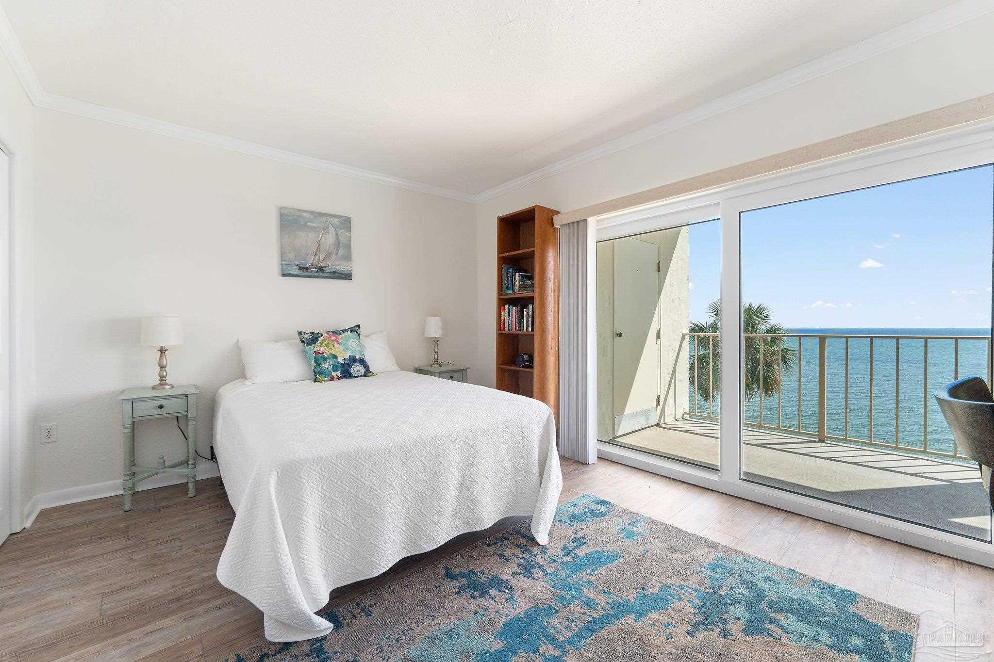 615 Bayshore Dr # 302