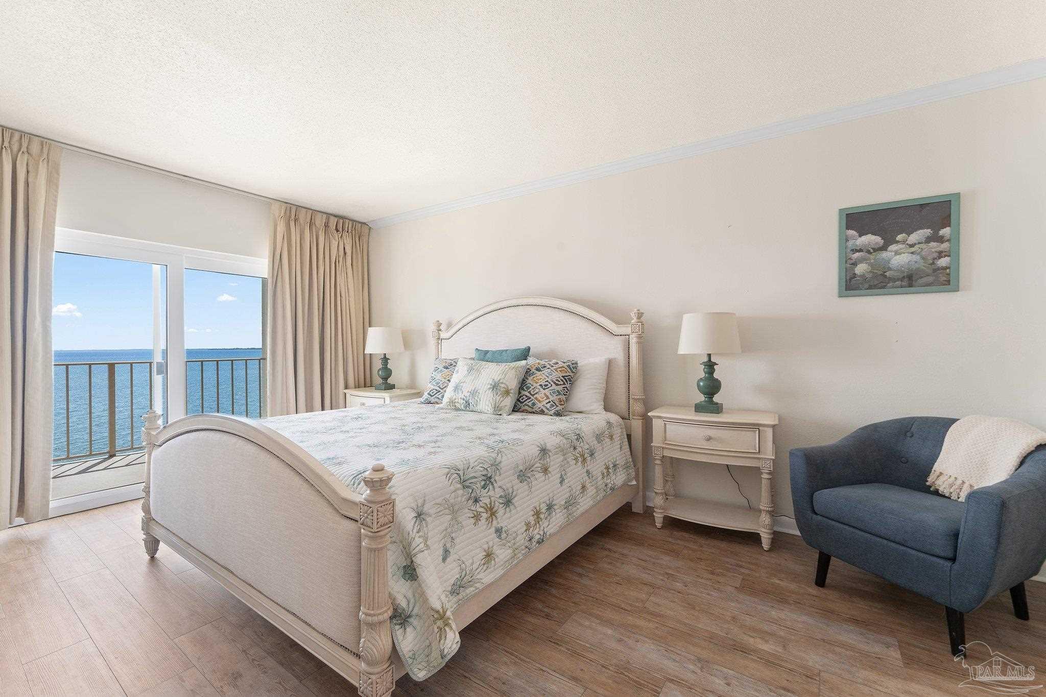 615 Bayshore Dr # 302