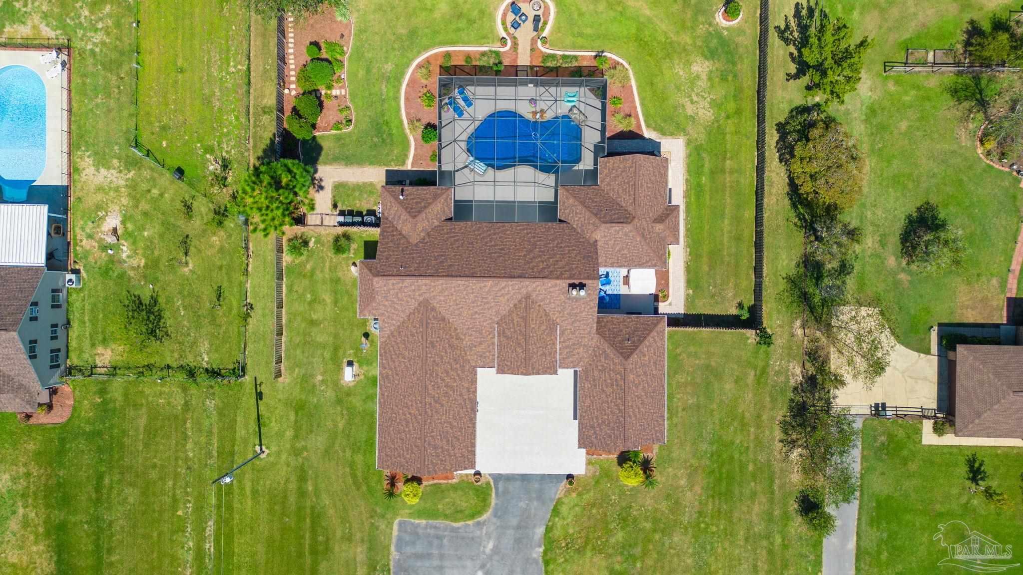 2710 Sandicrest Dr