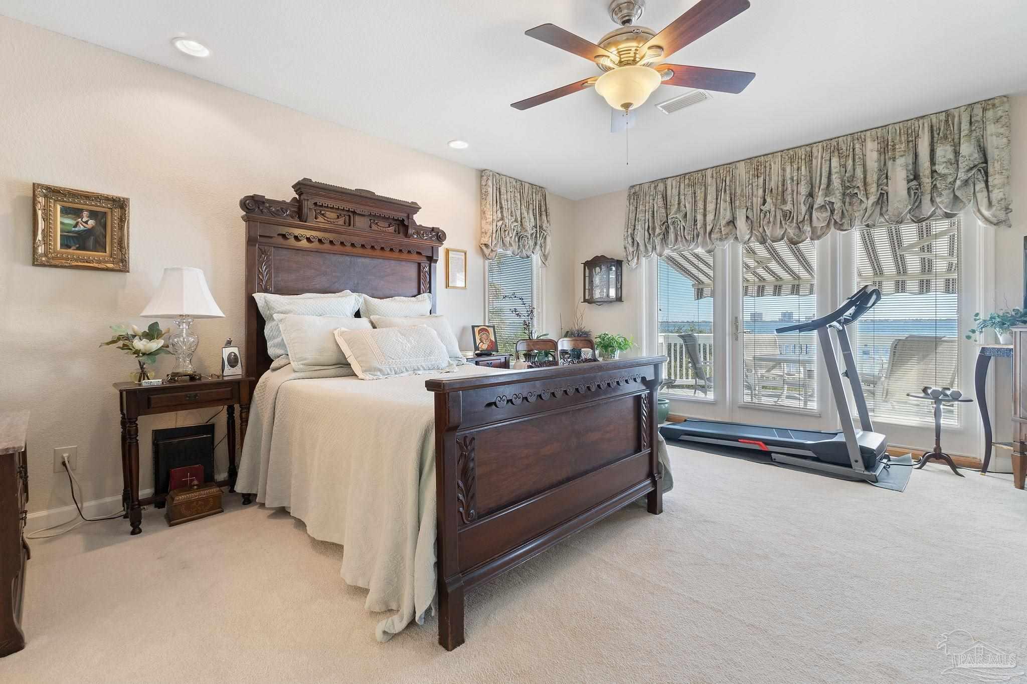 1127 Soundview Trl