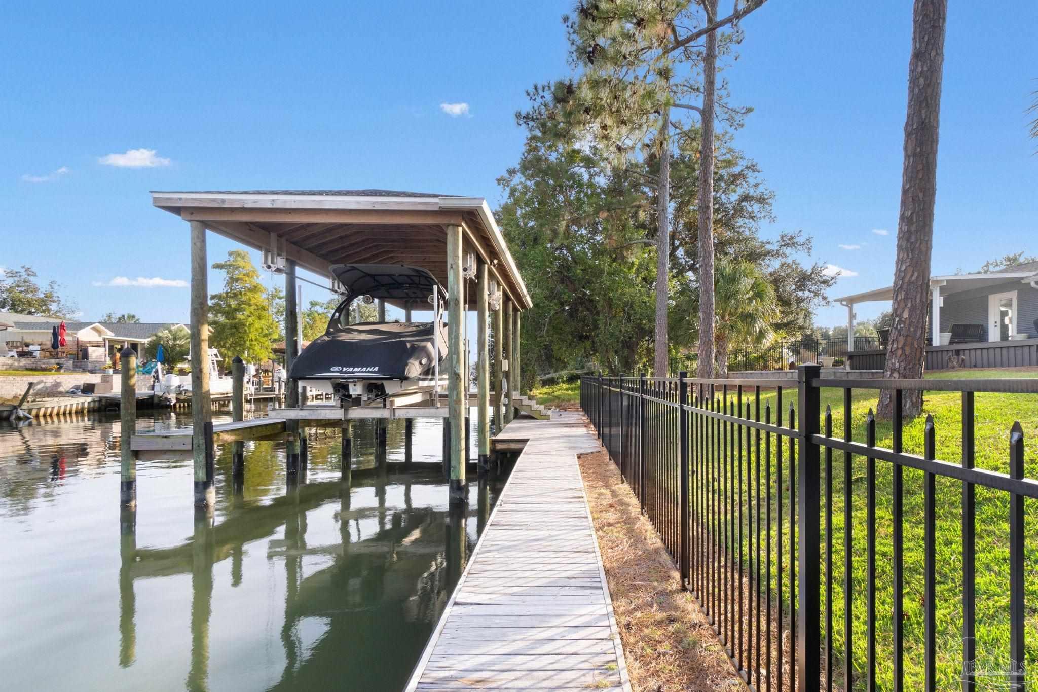 1138 Bayview Ln