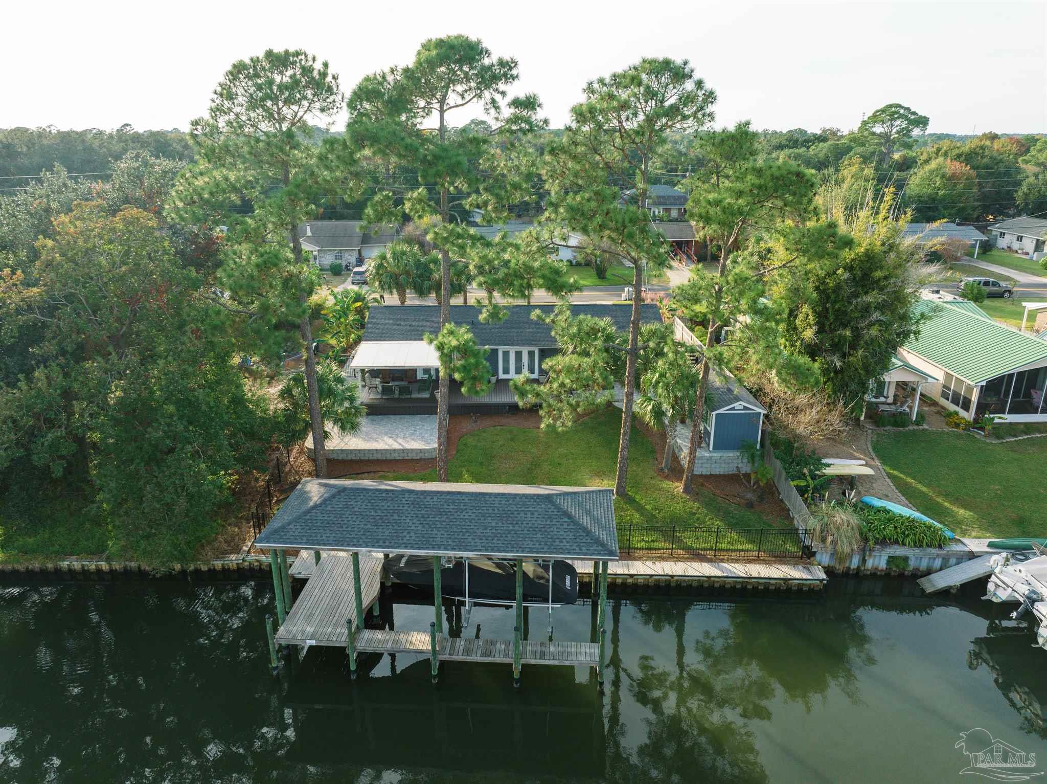 1138 Bayview Ln