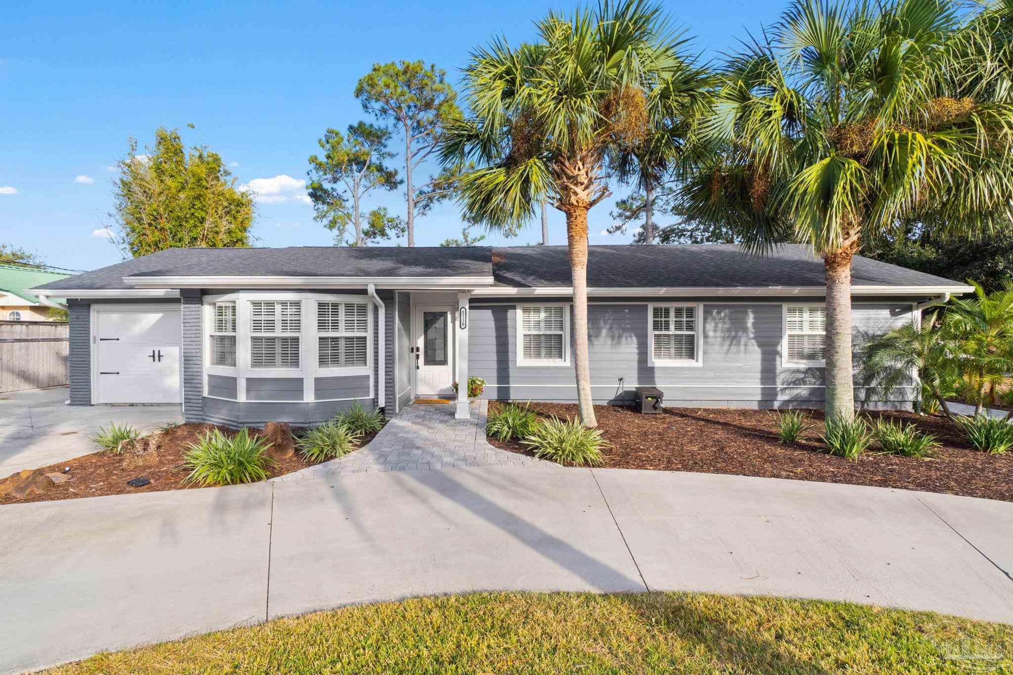 1138 Bayview Ln