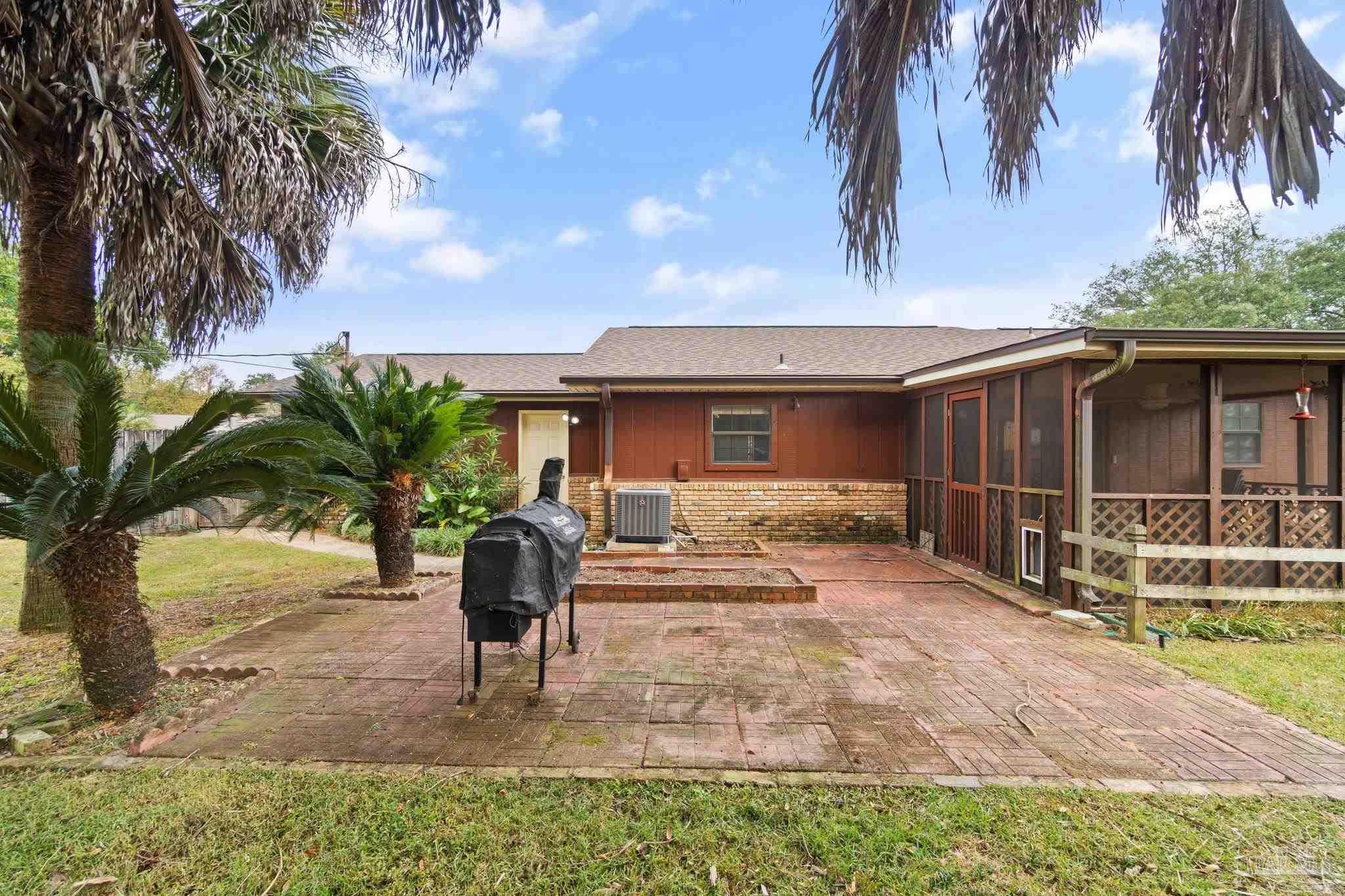 4885 La Ventana Dr