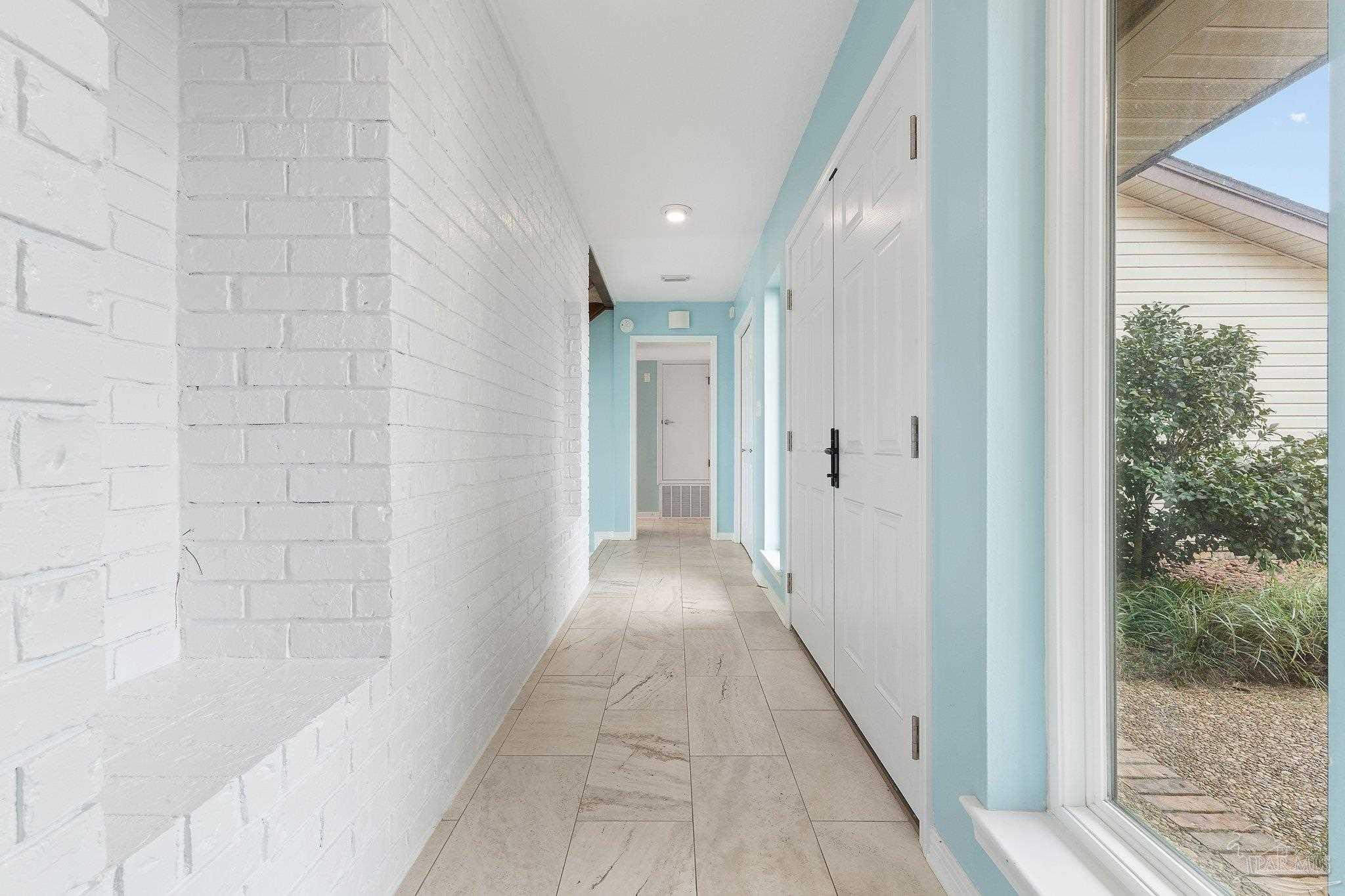 11633 Chanticleer Dr