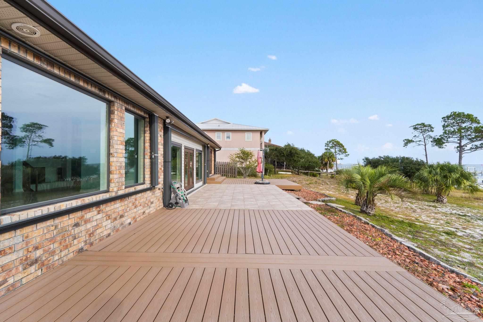 11633 Chanticleer Dr