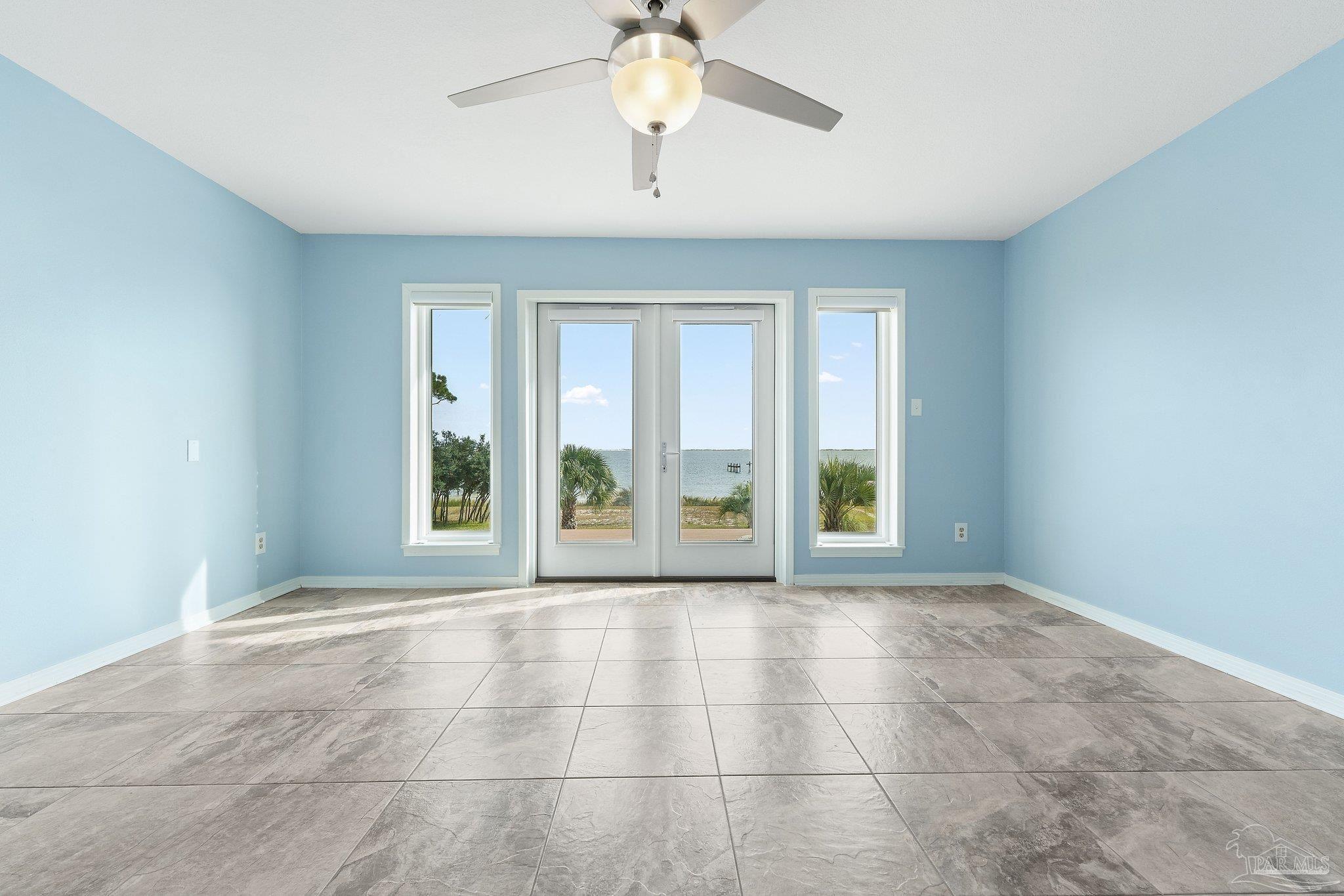 11633 Chanticleer Dr