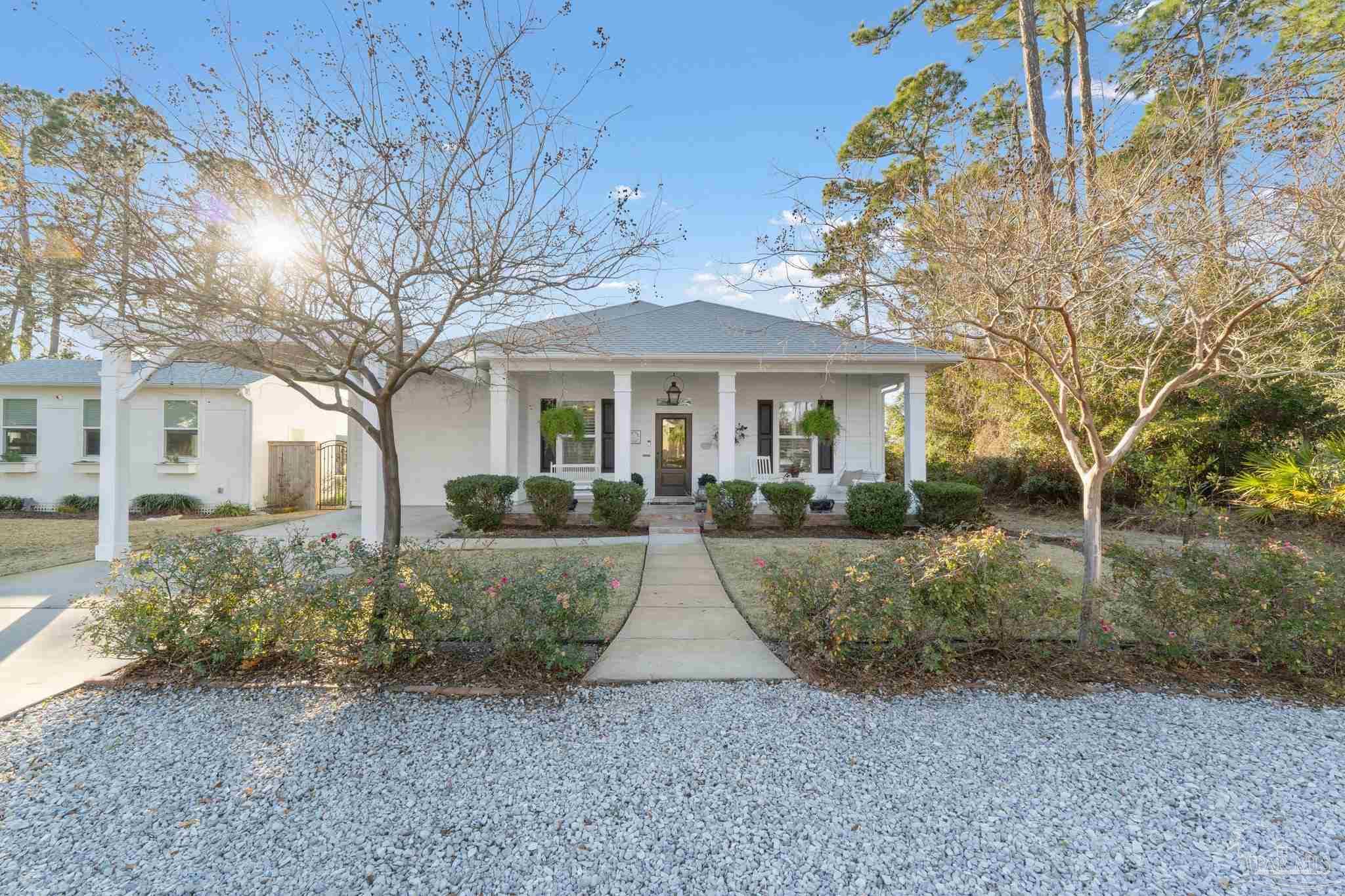 1561 Stanford Rd