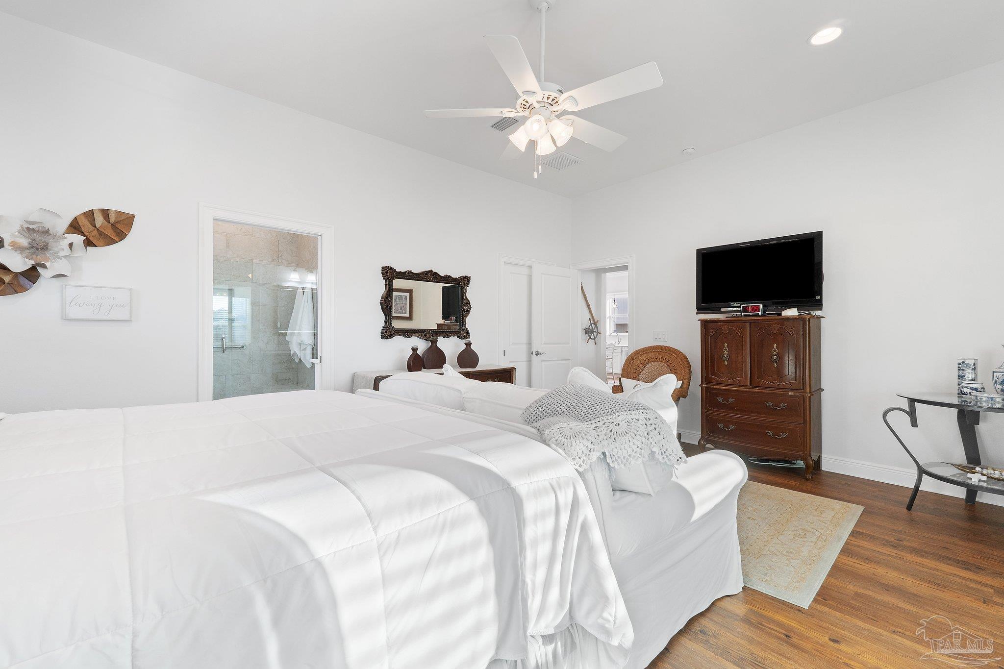 1561 Stanford Rd