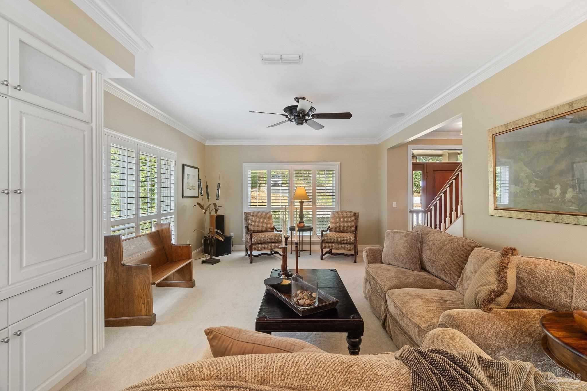 2669 Bayou Blvd