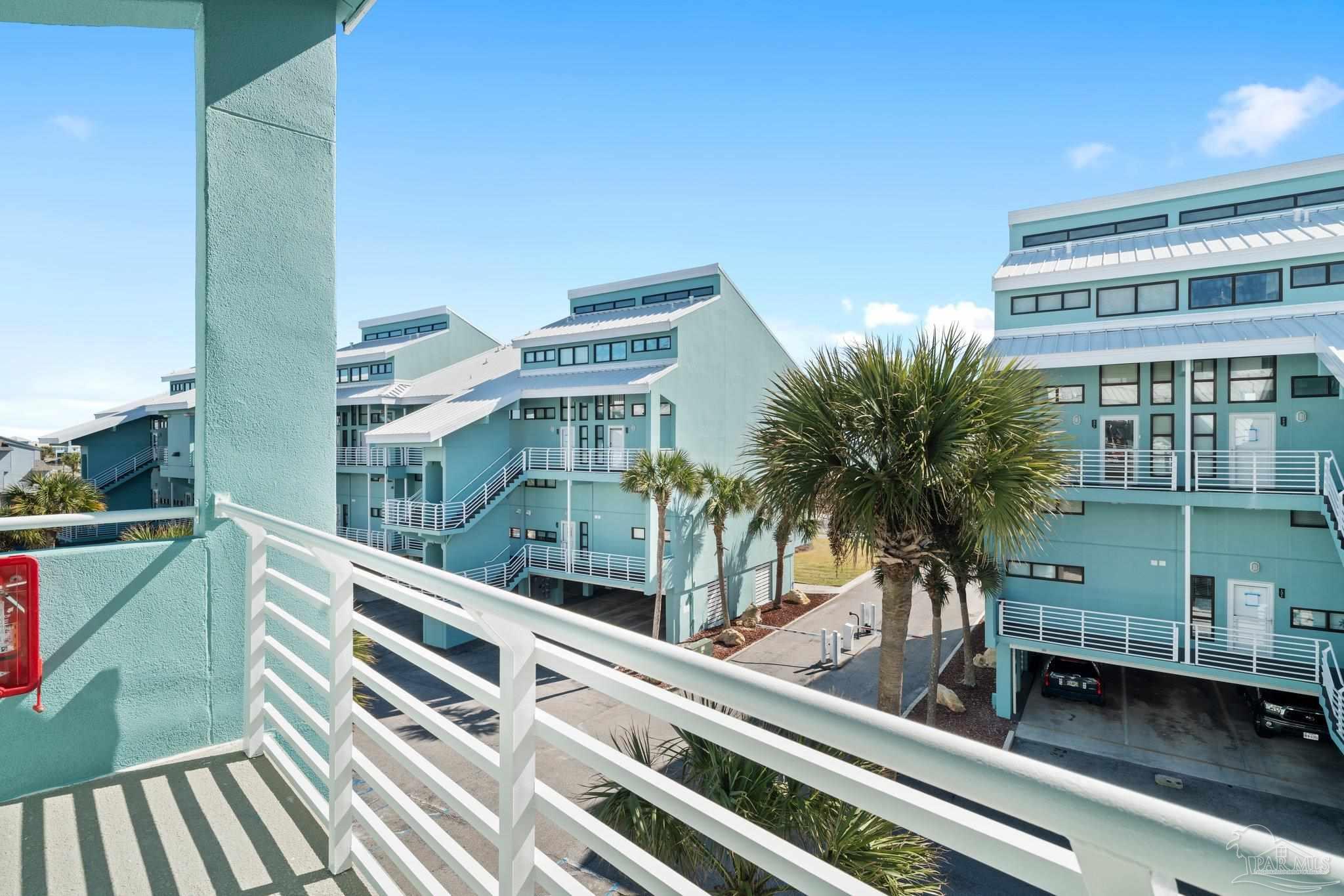 1390 Ft Pickens Rd # 216