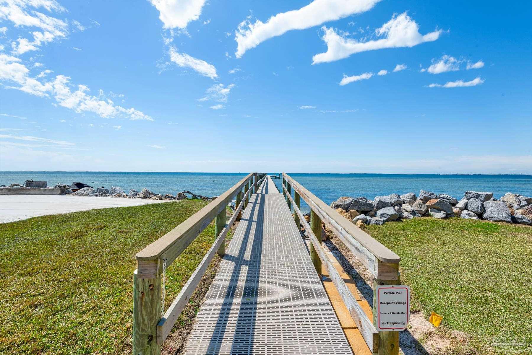 322 Deer Point Dr